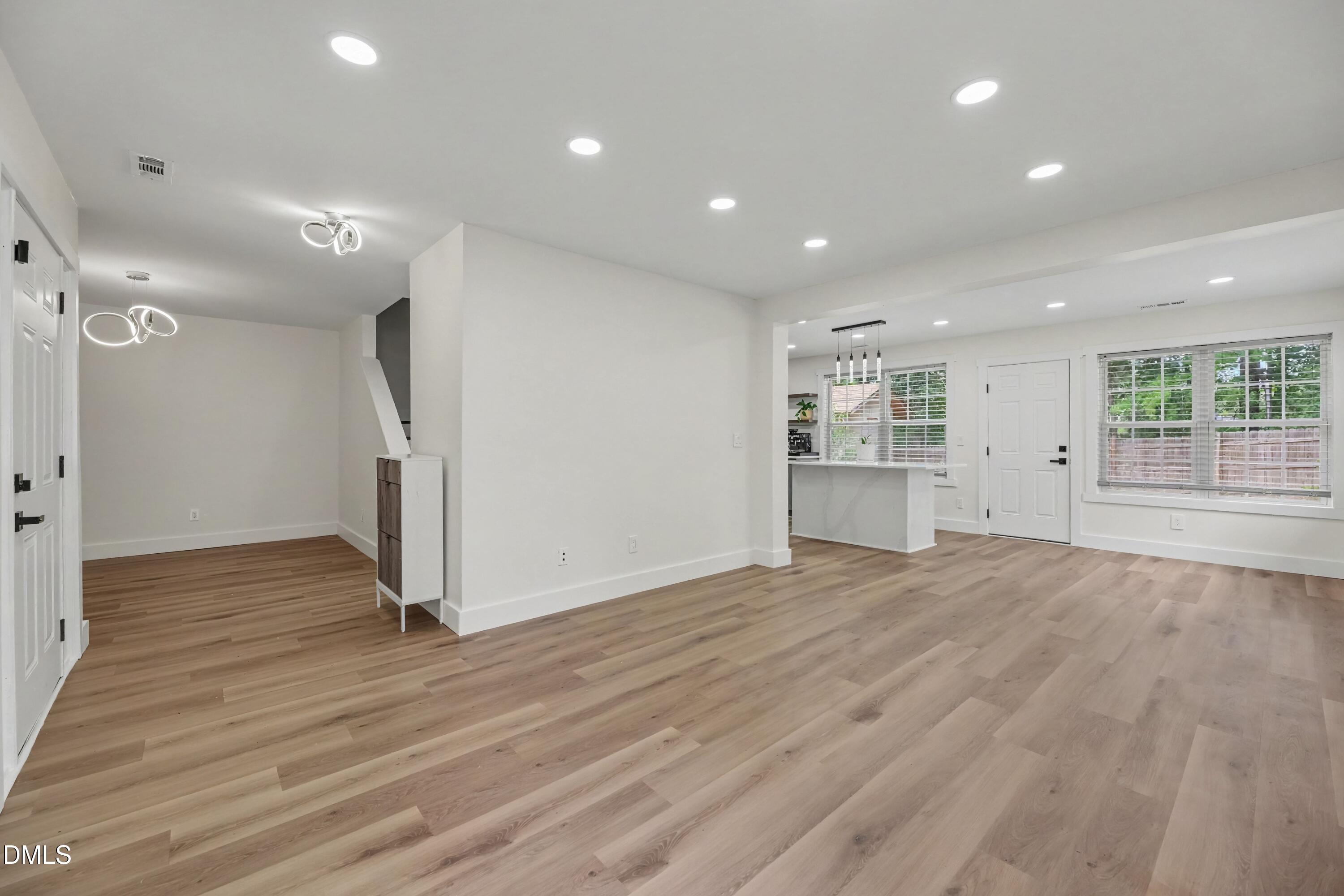 307 Ridge Lake Drive Property Photo 12