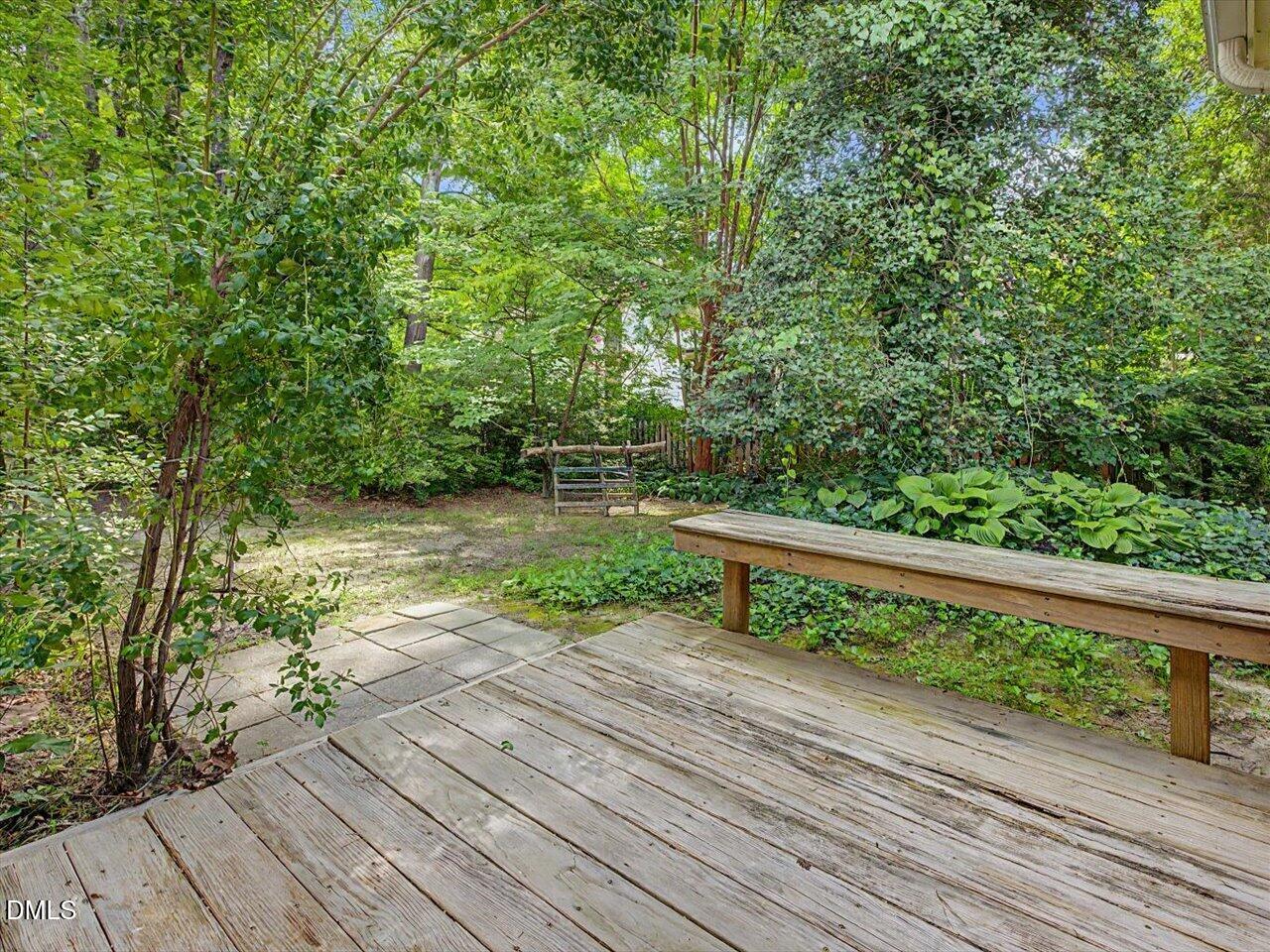 1013 Laurens Way Property Photo 17