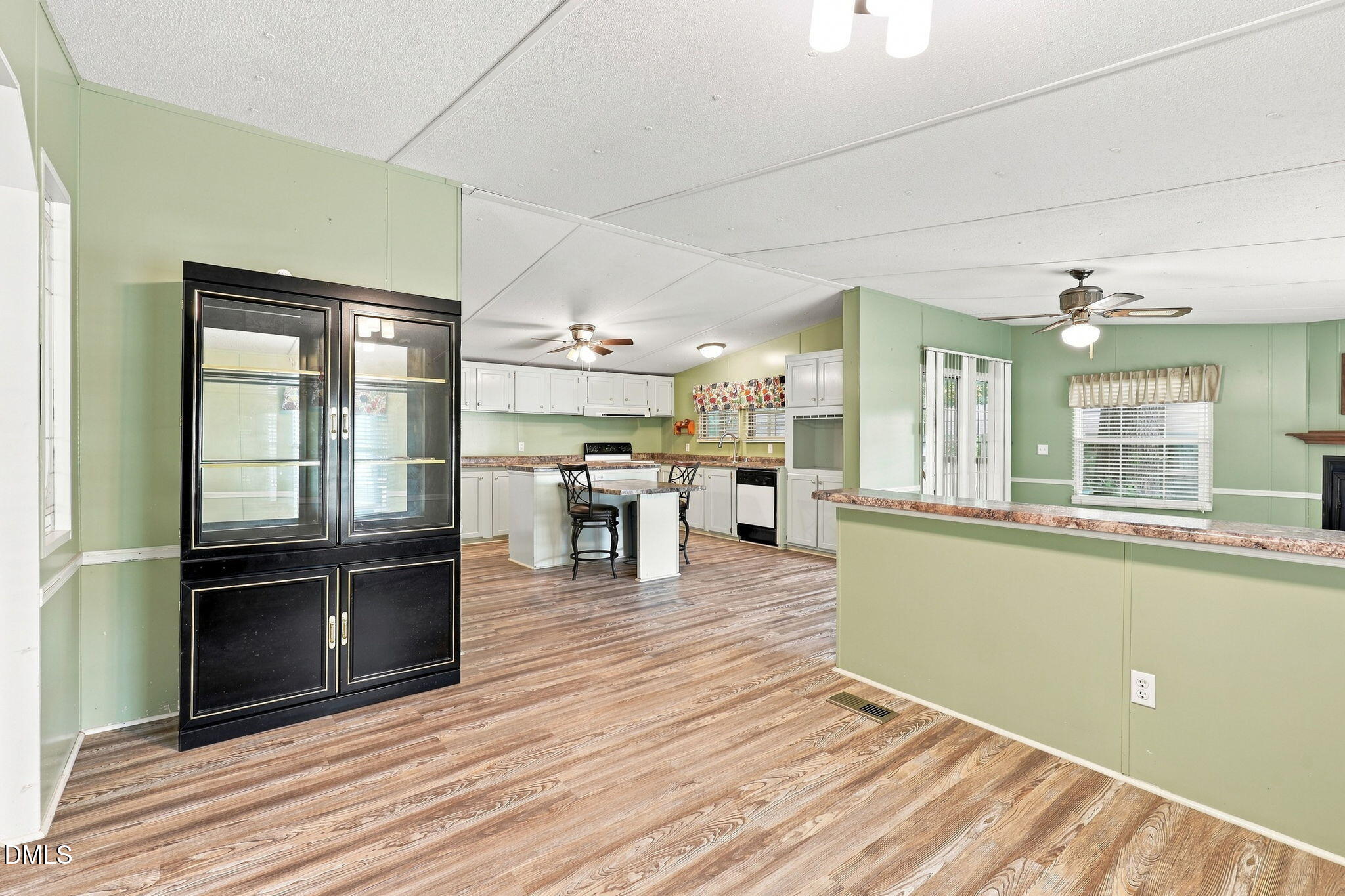 13816 Labaron Drive Property Photo 12