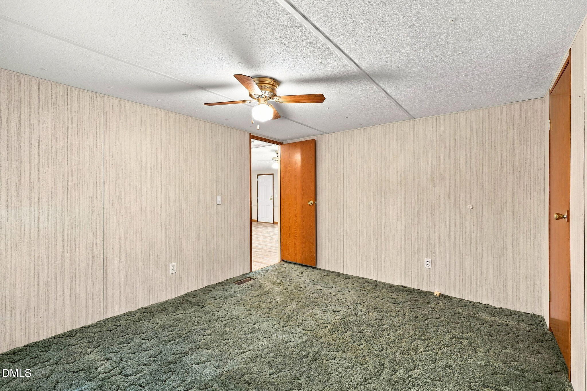 13816 Labaron Drive Property Photo 28