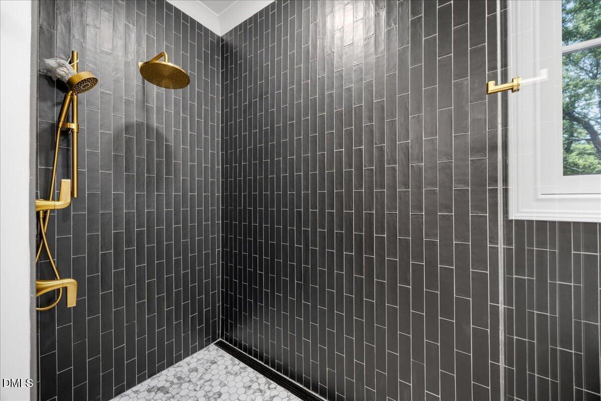 1232 Somerset Road Property Photo 31