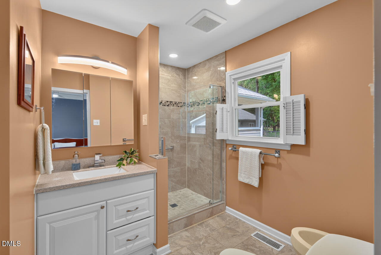 606 Crestview Drive Property Photo 30