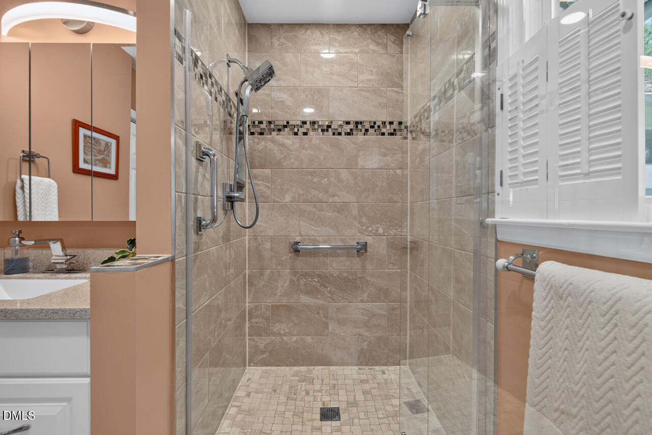 606 Crestview Drive Property Photo 32
