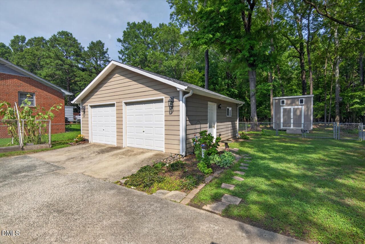 606 Crestview Drive Property Photo 44