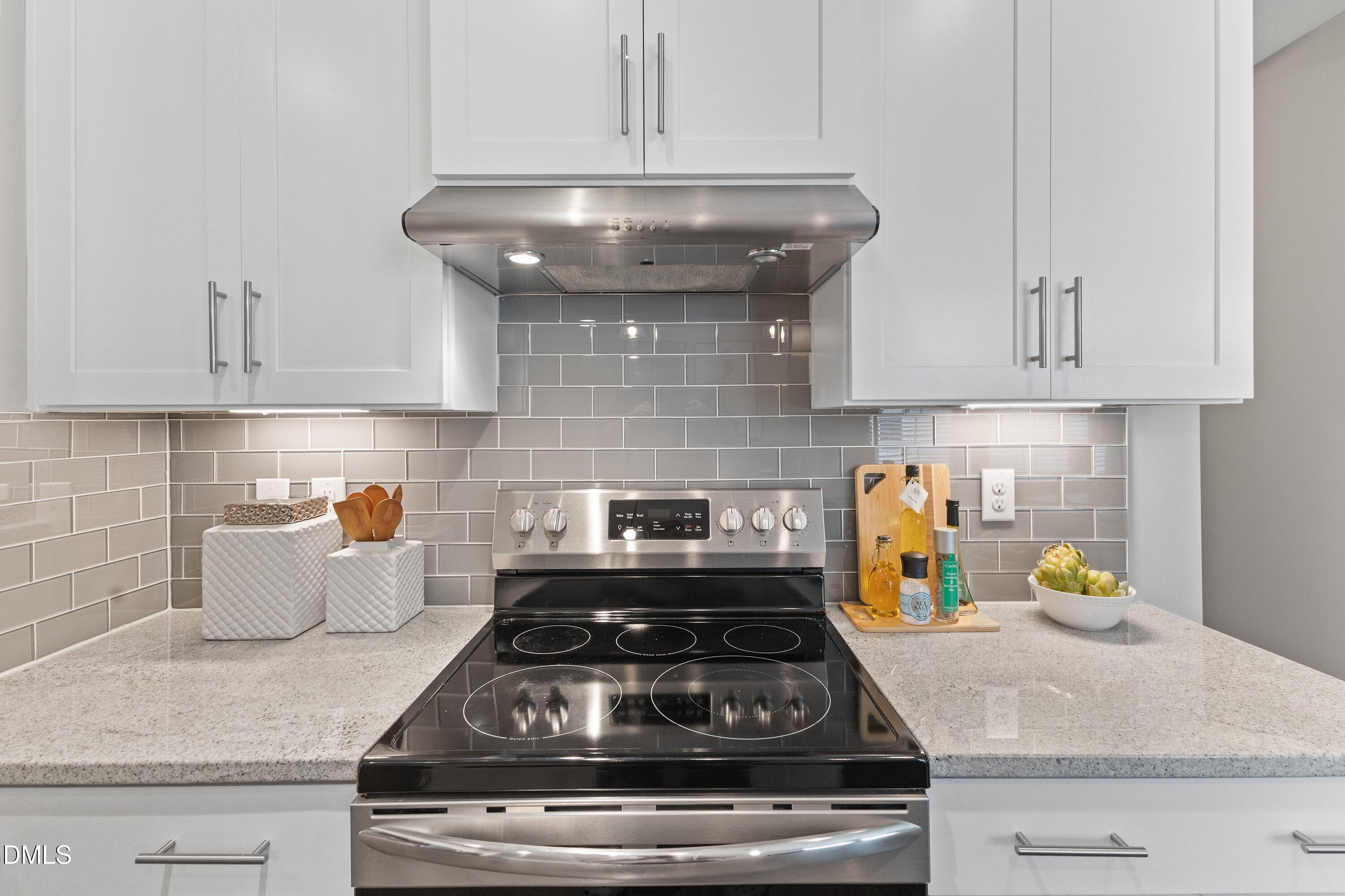 1006 Sounding Lane Property Photo 6