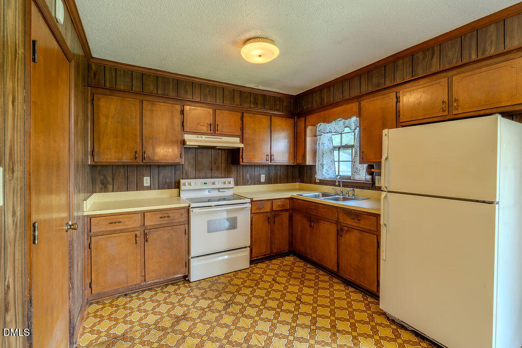 306 S Brevard Street Property Photo 2