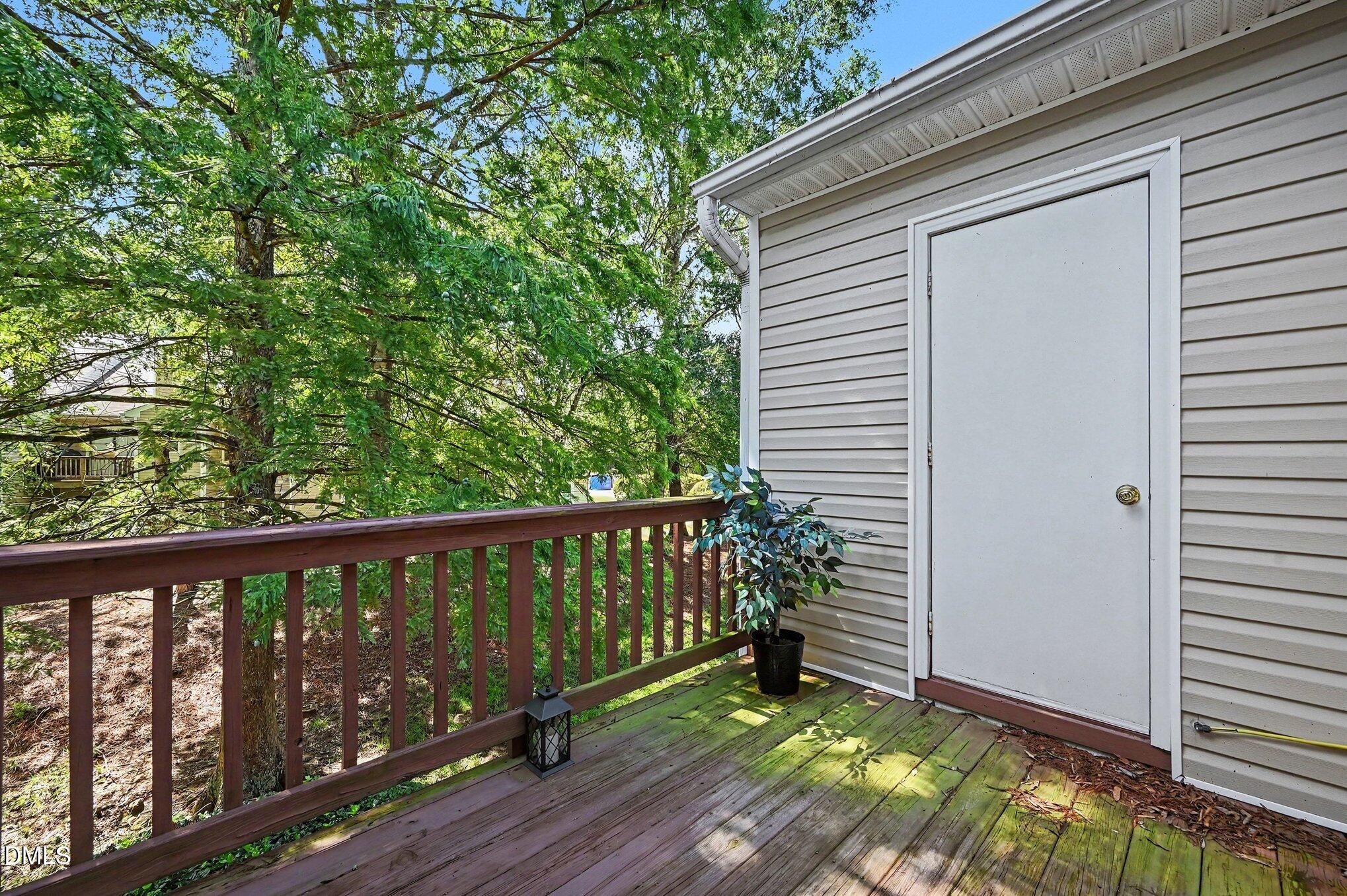 3331 Tarleton E B 08 Property Photo 15