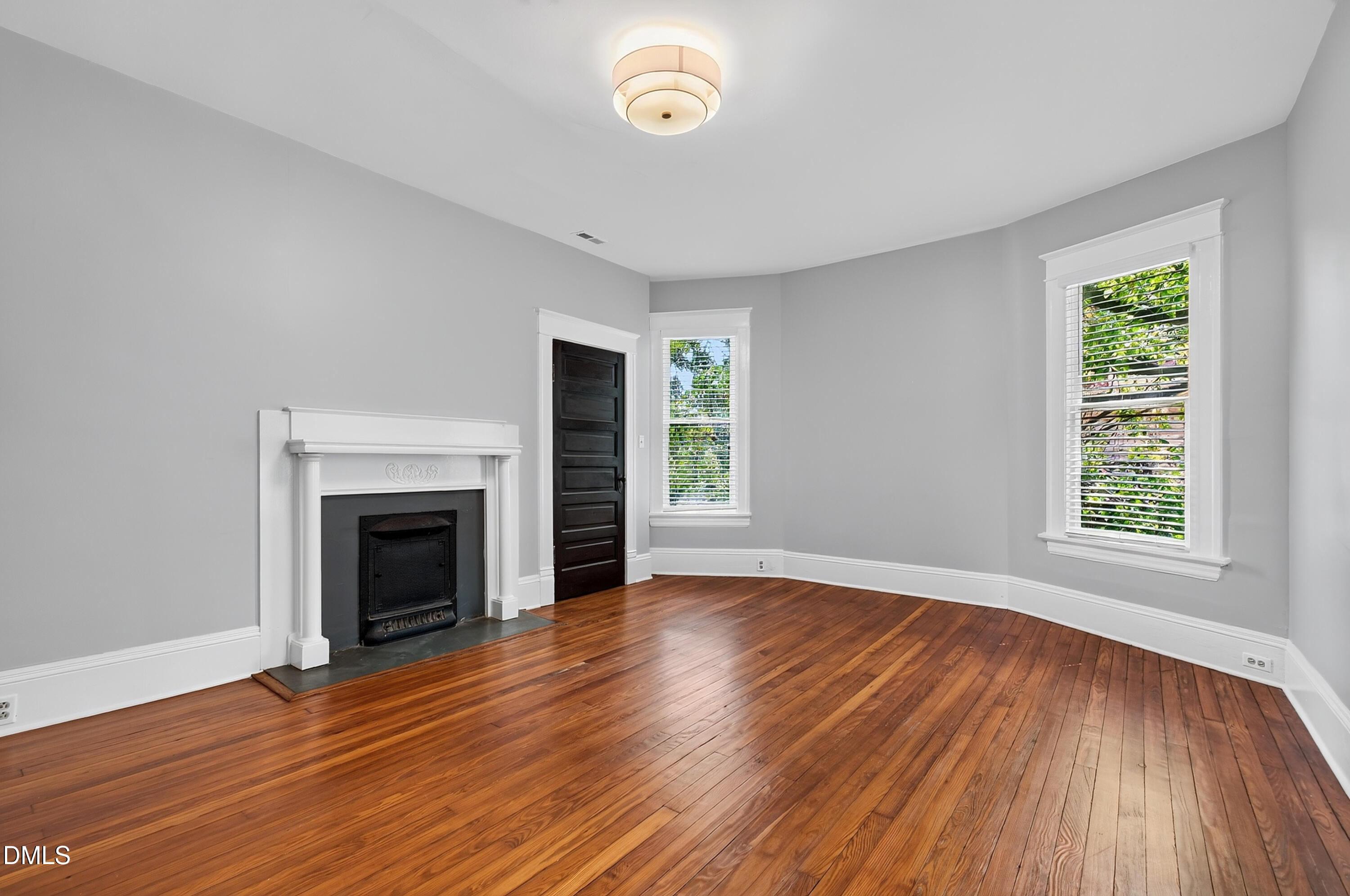 320 E Jones Street Property Photo 41