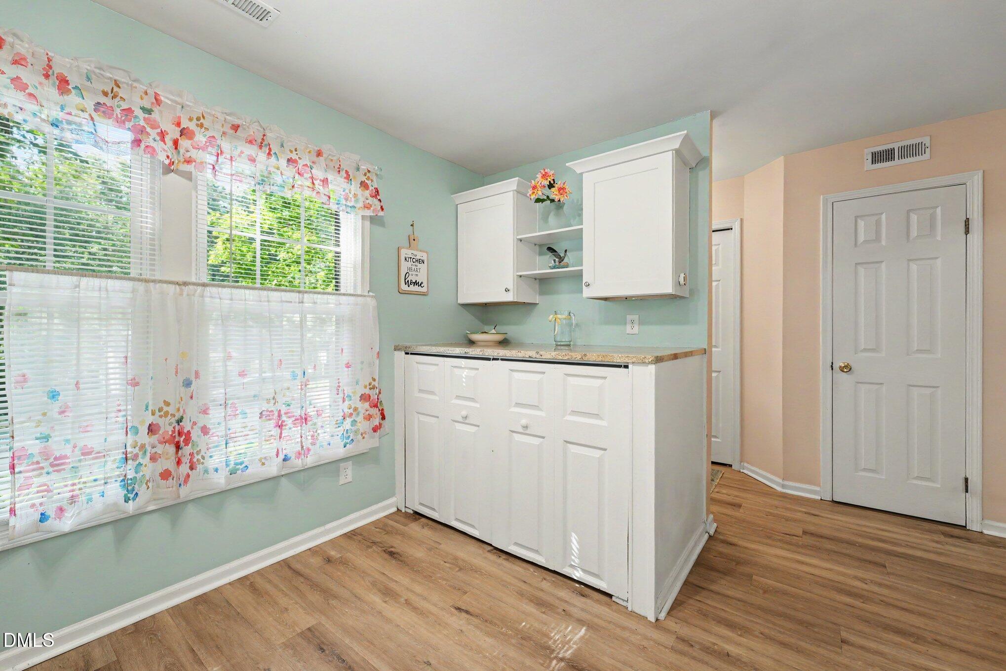 329 Glencoe Drive Property Photo 13