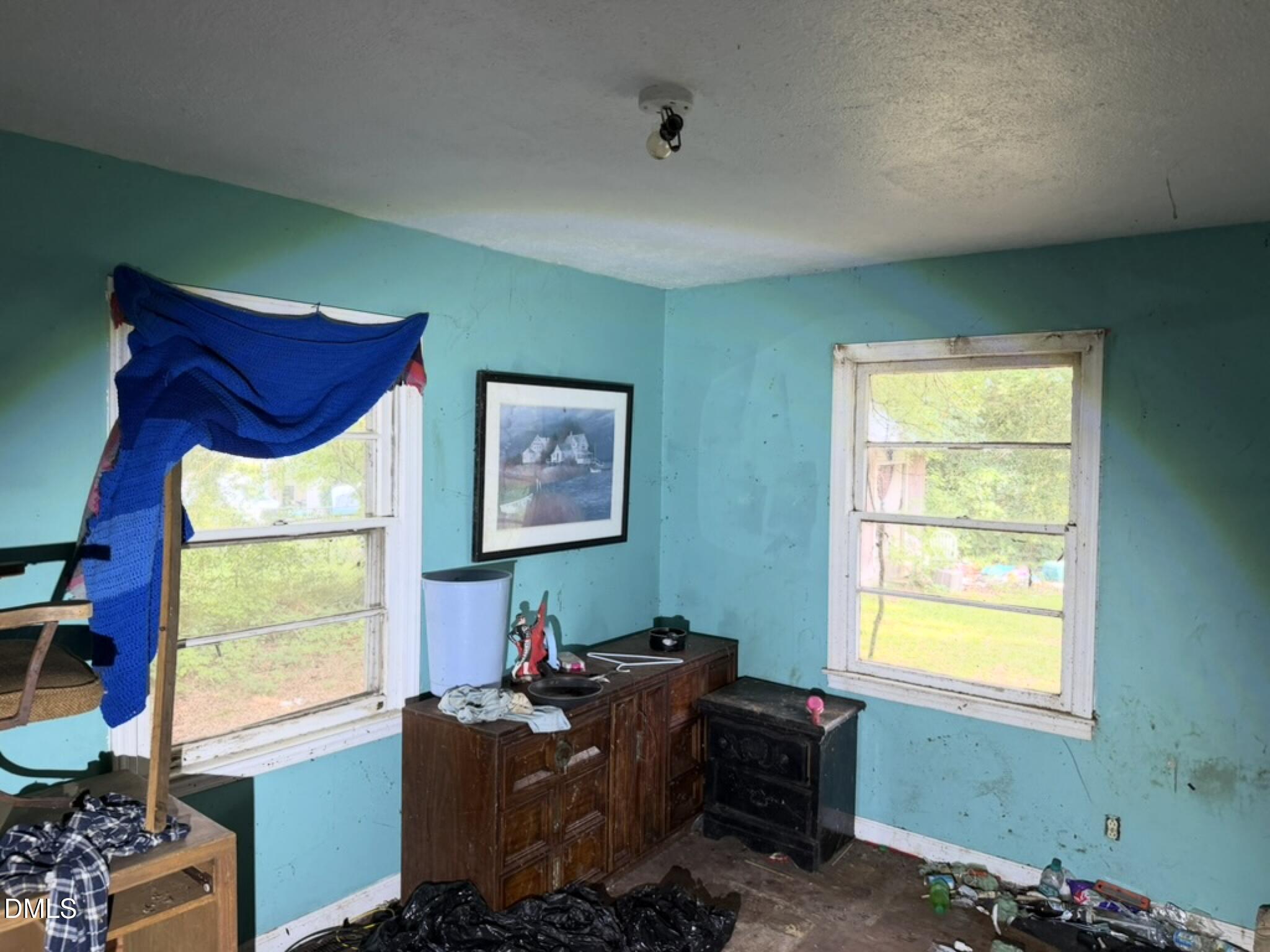 342 E Hamer Street Property Photo 8