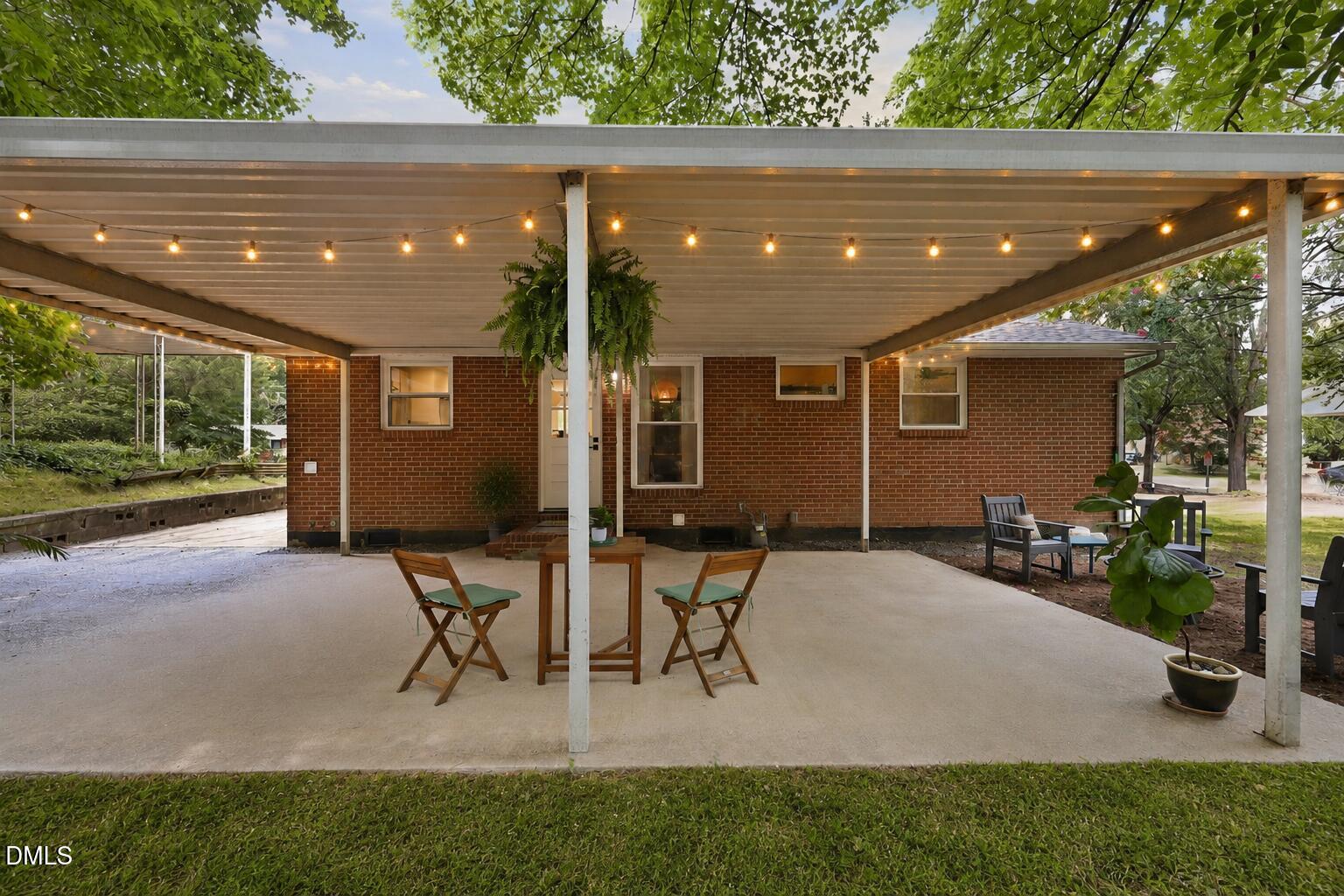2107 Dandridge Drive Property Photo 25