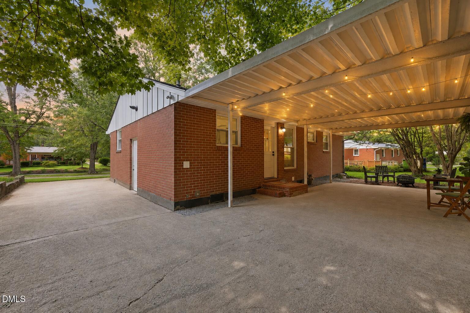 2107 Dandridge Drive Property Photo 27