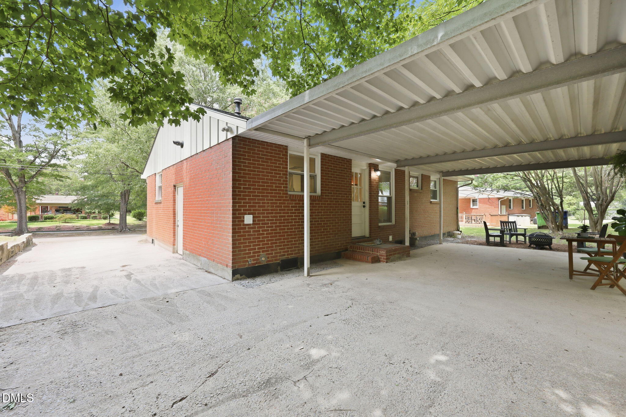 2107 Dandridge Drive Property Photo 28