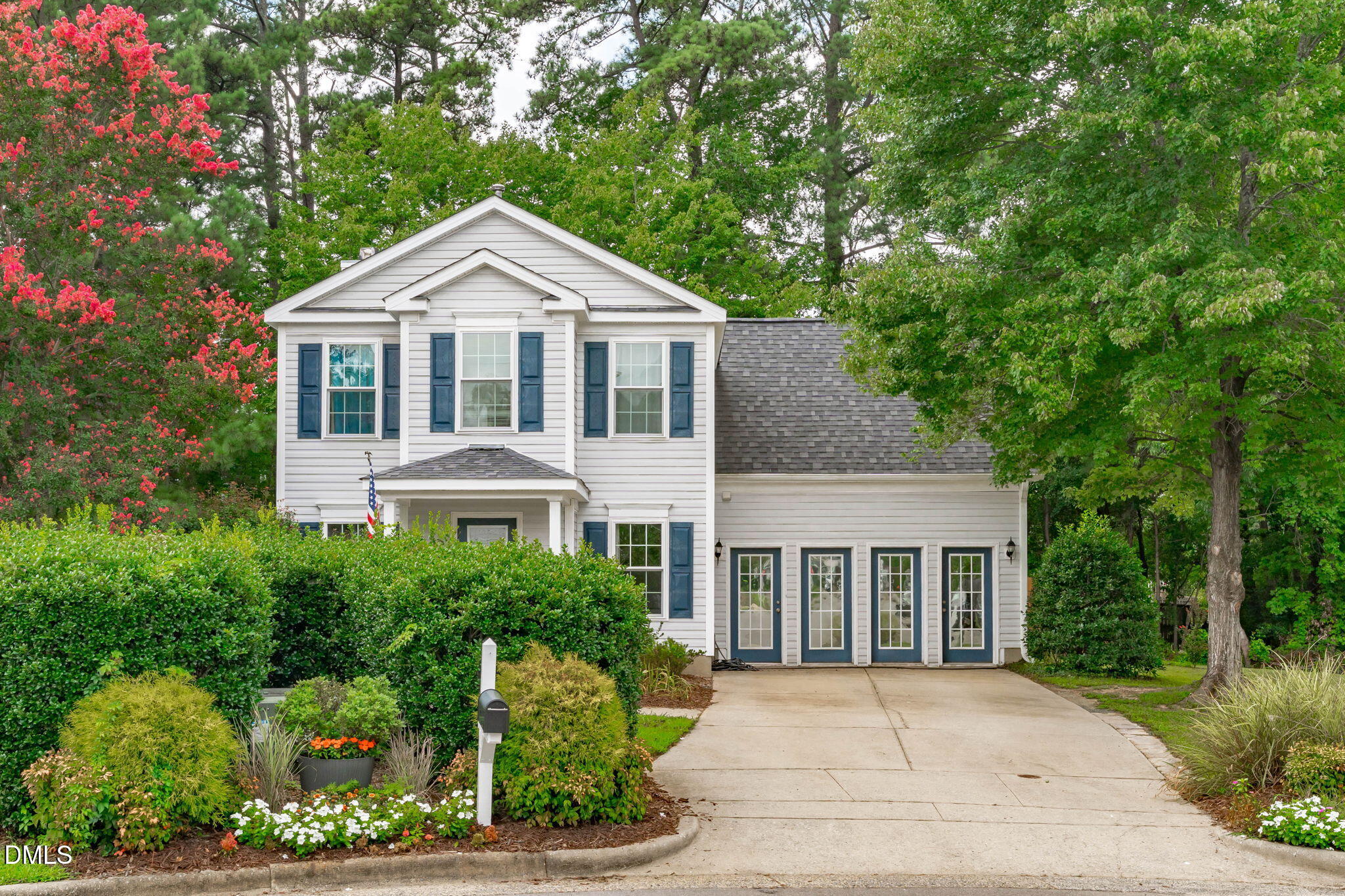 105 Lazy Days Court Property Photo 1