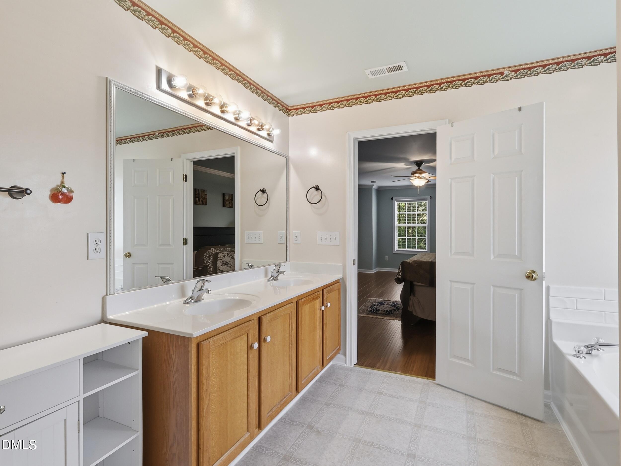 129 Okamato Street Property Photo 22