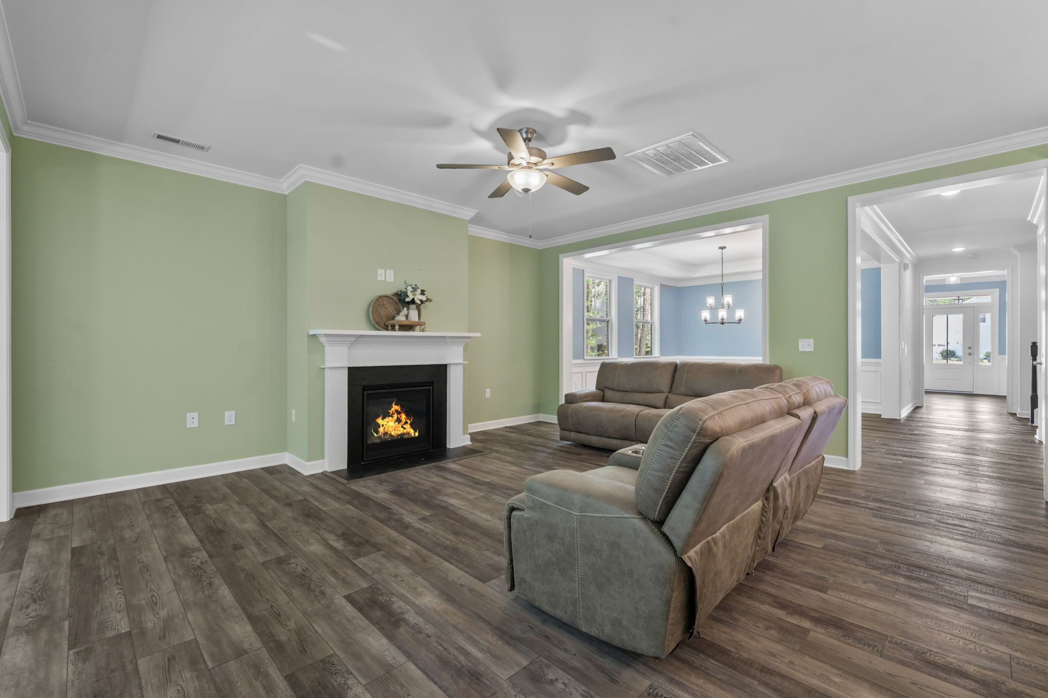 388 Bonaventure Drive Property Photo 2