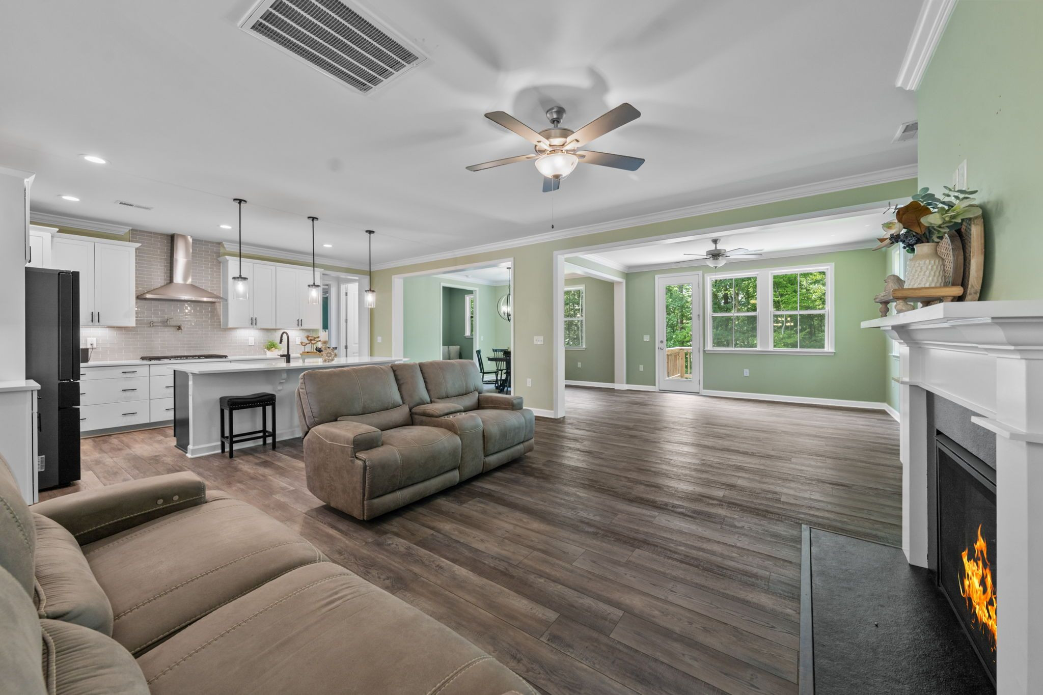 388 Bonaventure Drive Property Photo 17