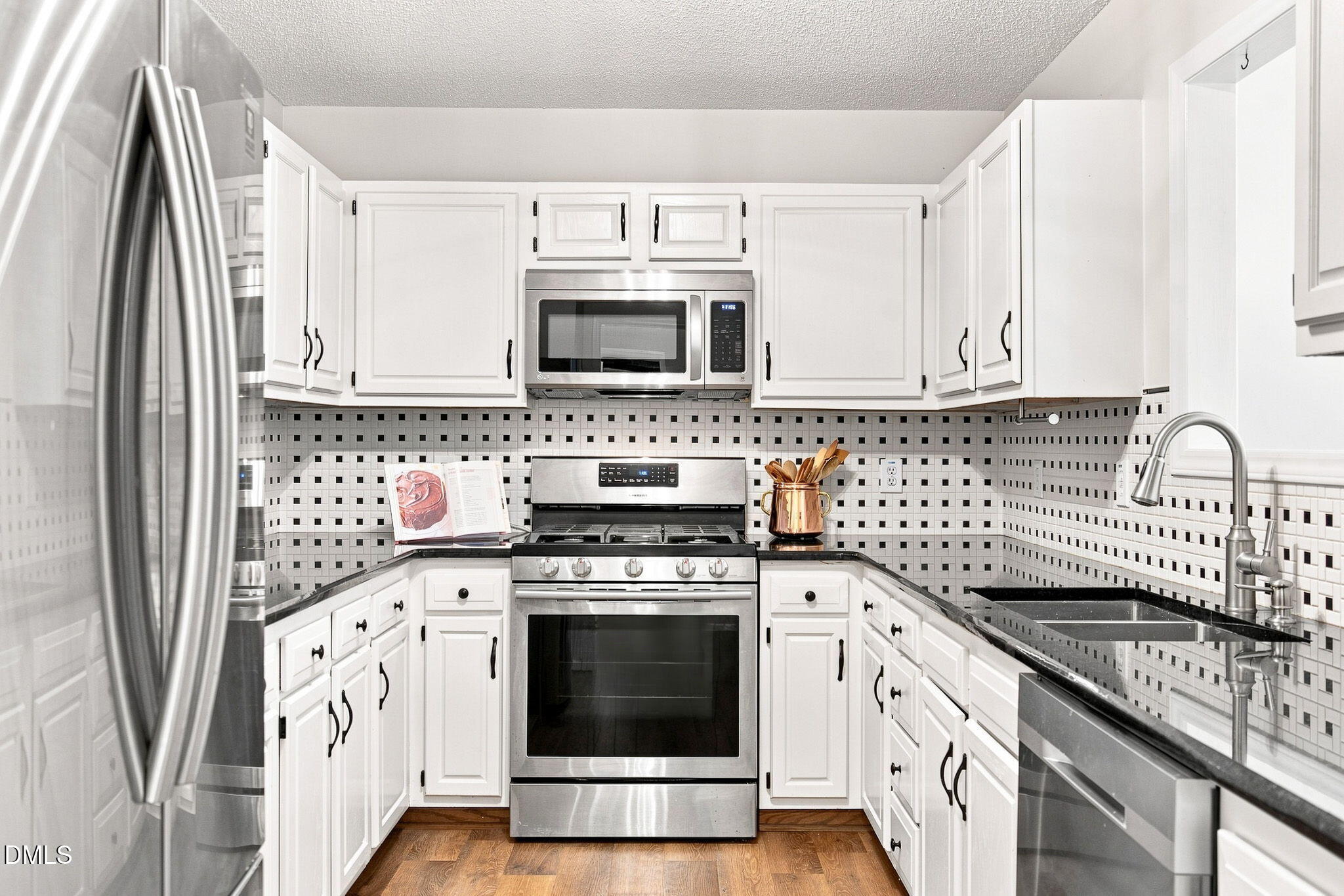 3027 Maple Avenue Apt C3 Property Photo 10