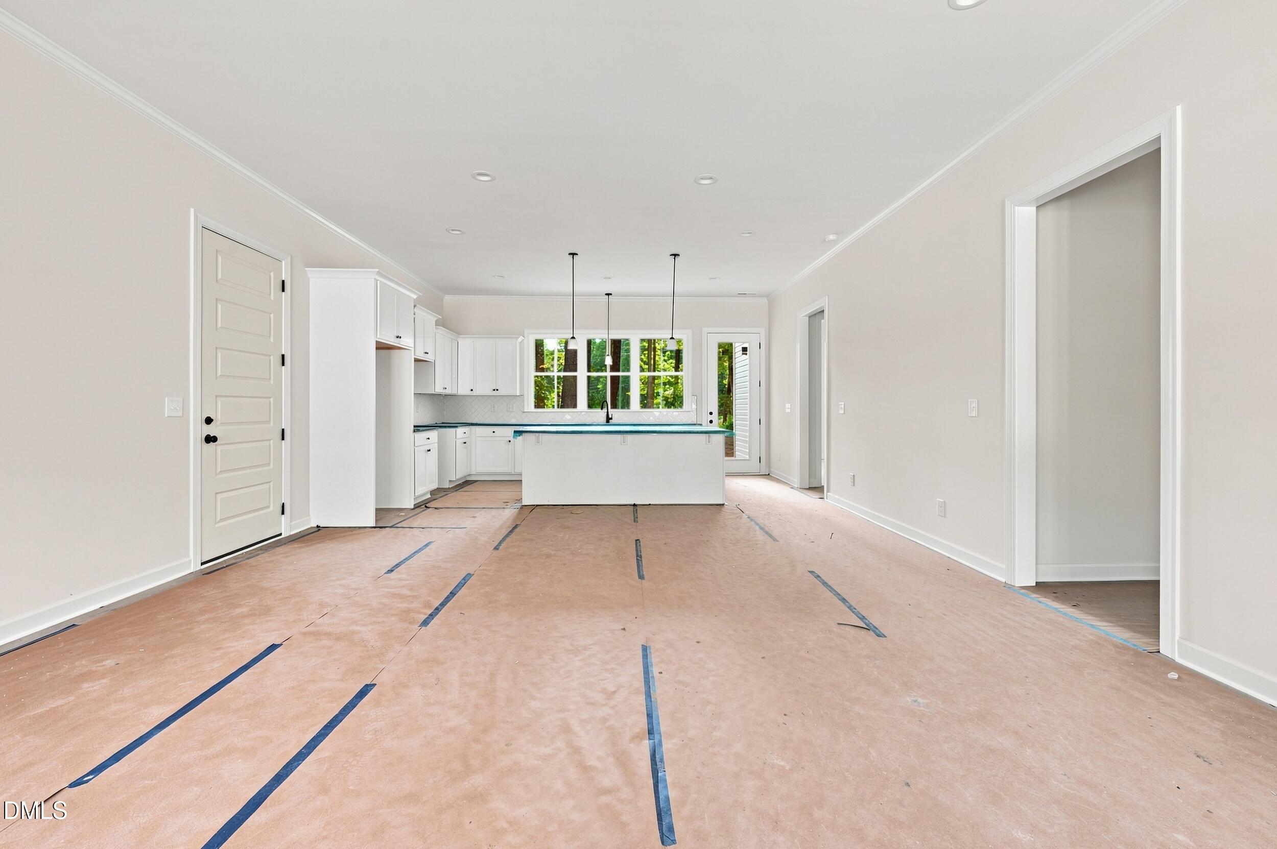 302 Pine Street Property Photo 4