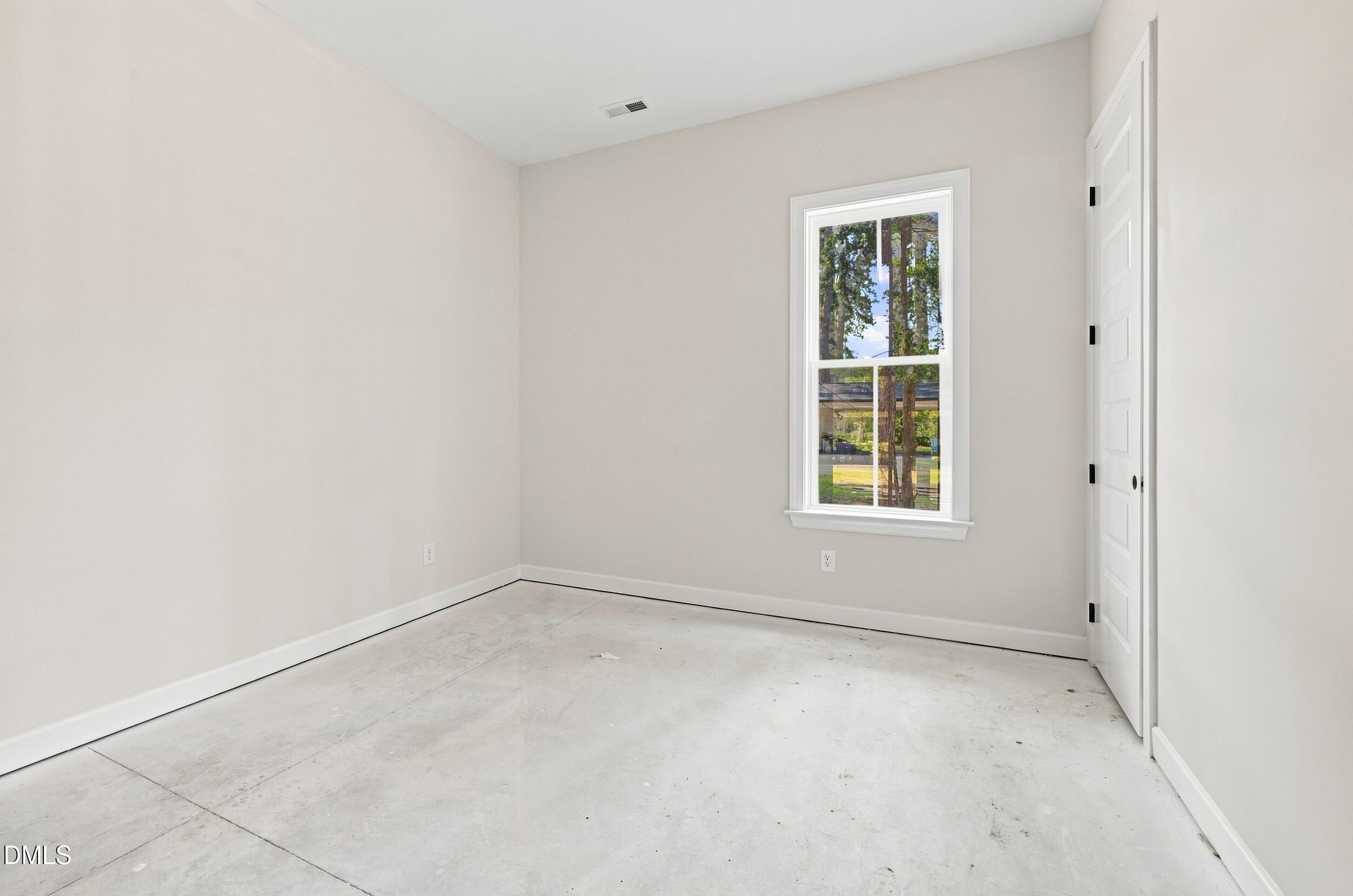 302 Pine Street Property Photo 14