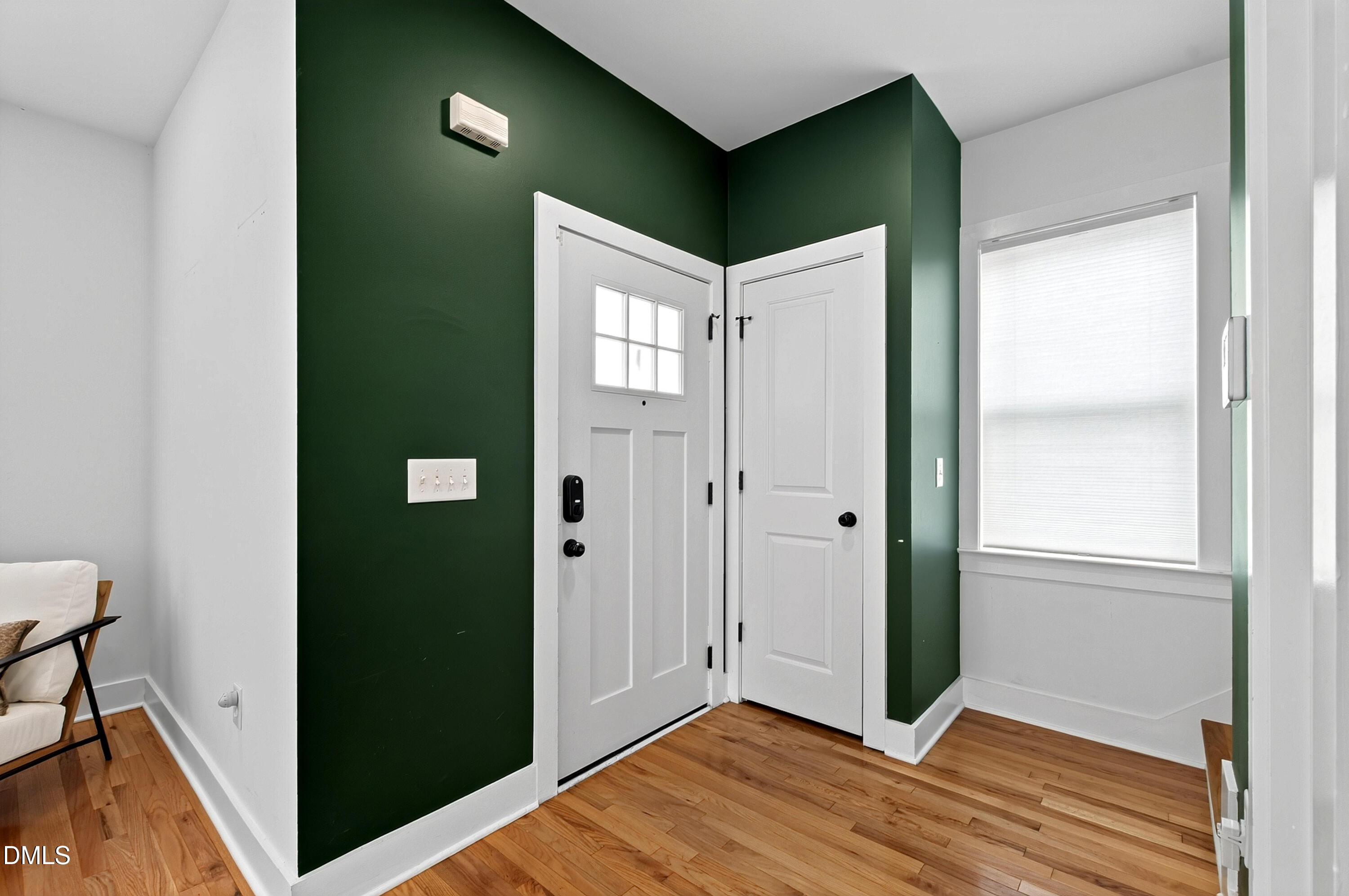 615 E Lenoir Street Property Photo 5