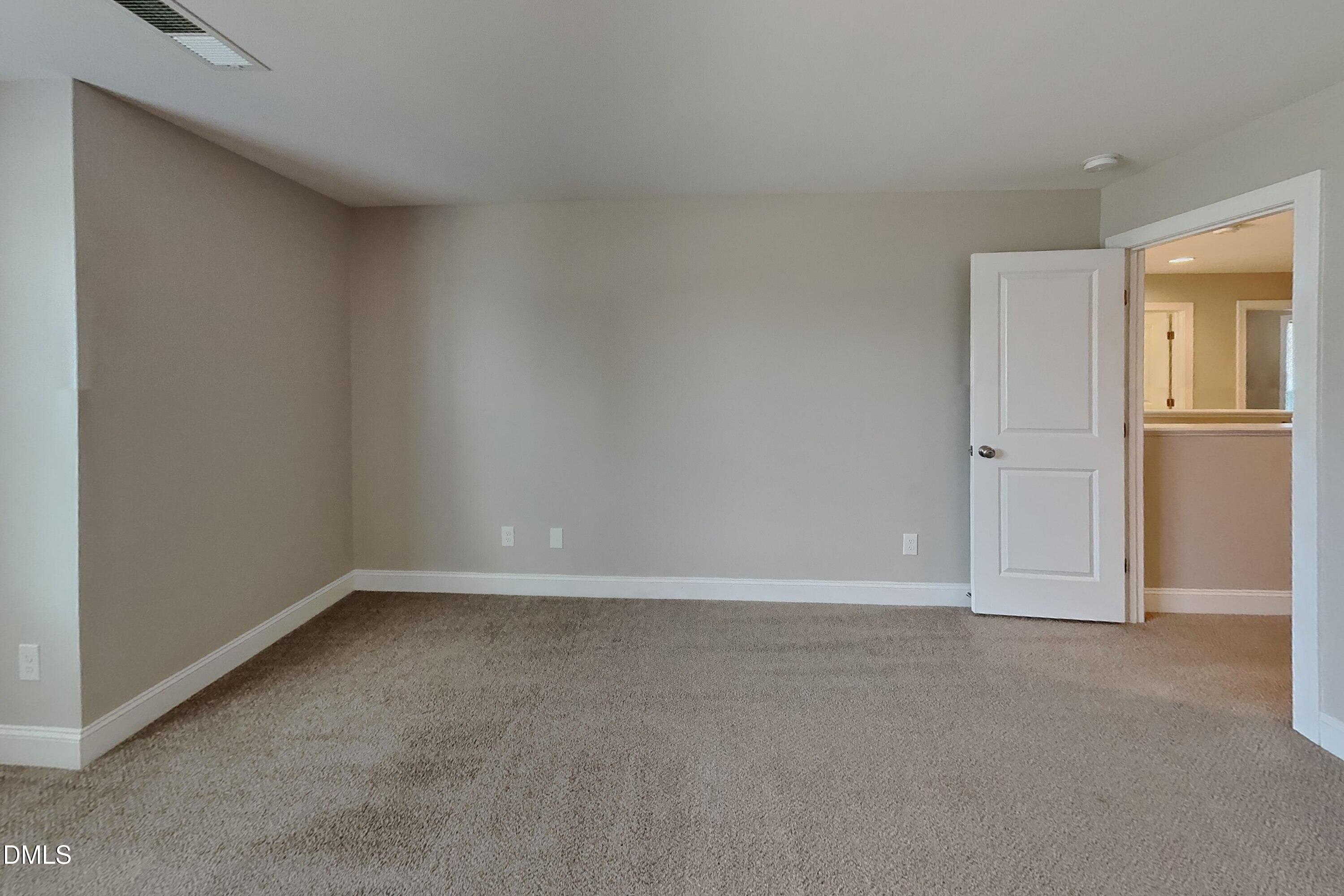 1100 Silver Farm Road Property Photo 8