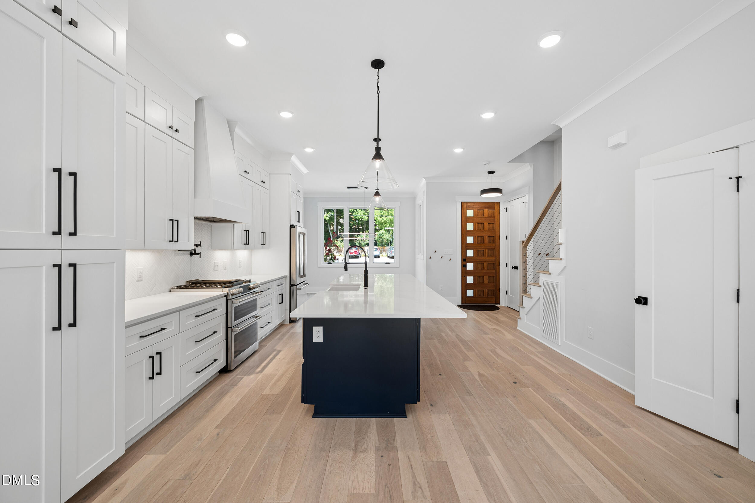 615 Maywood Avenue Property Photo 8
