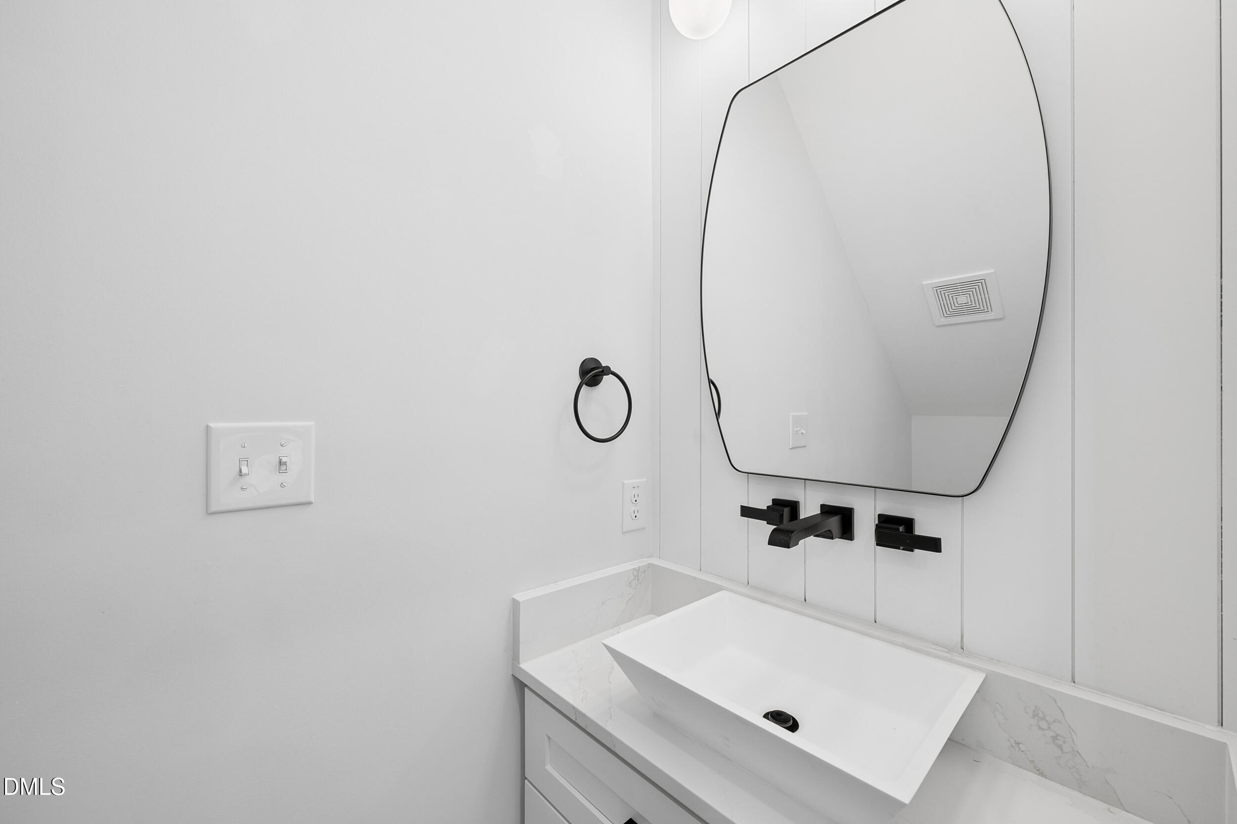 615 Maywood Avenue Property Photo 12