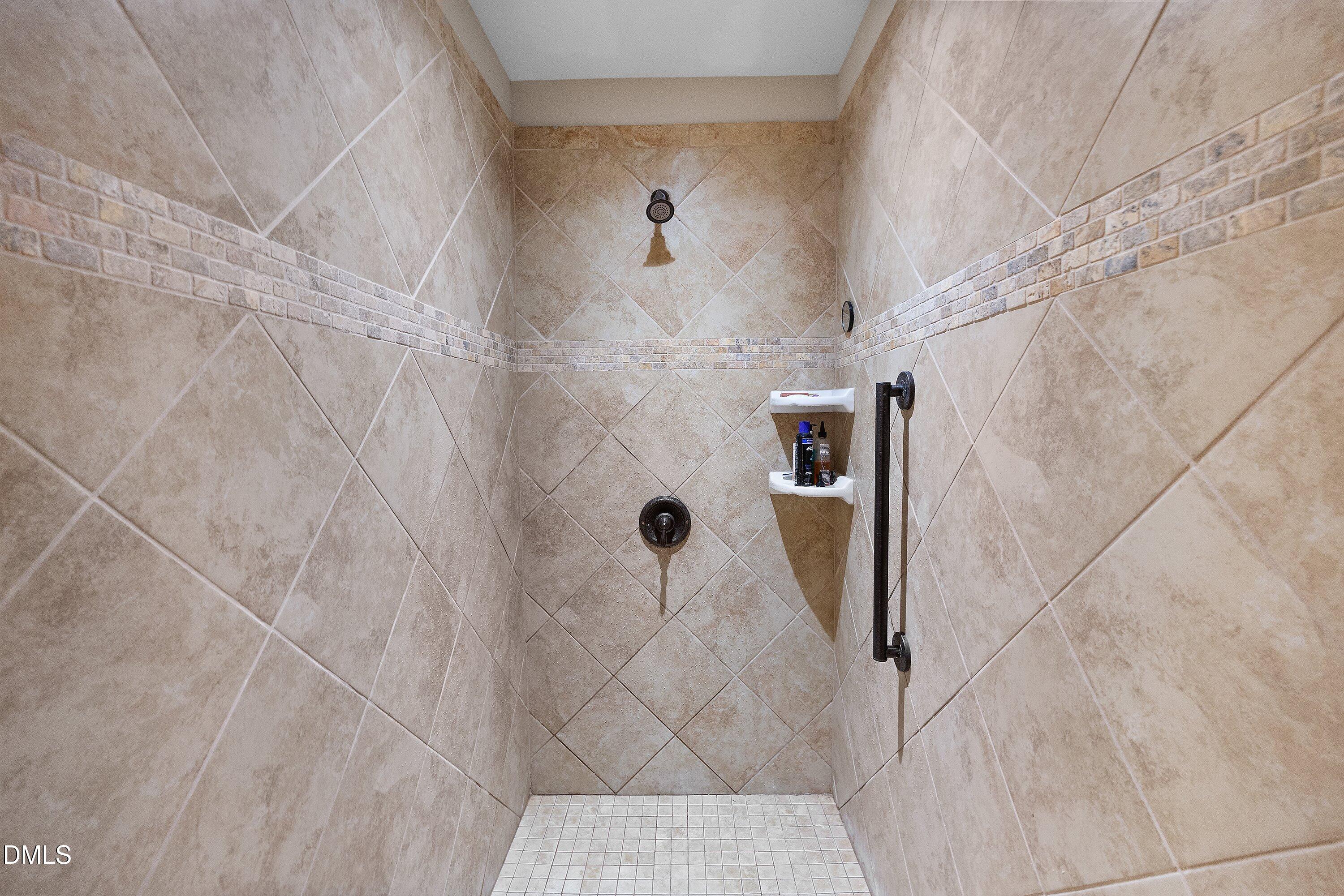 824 Blue Bird Lane Property Photo 37