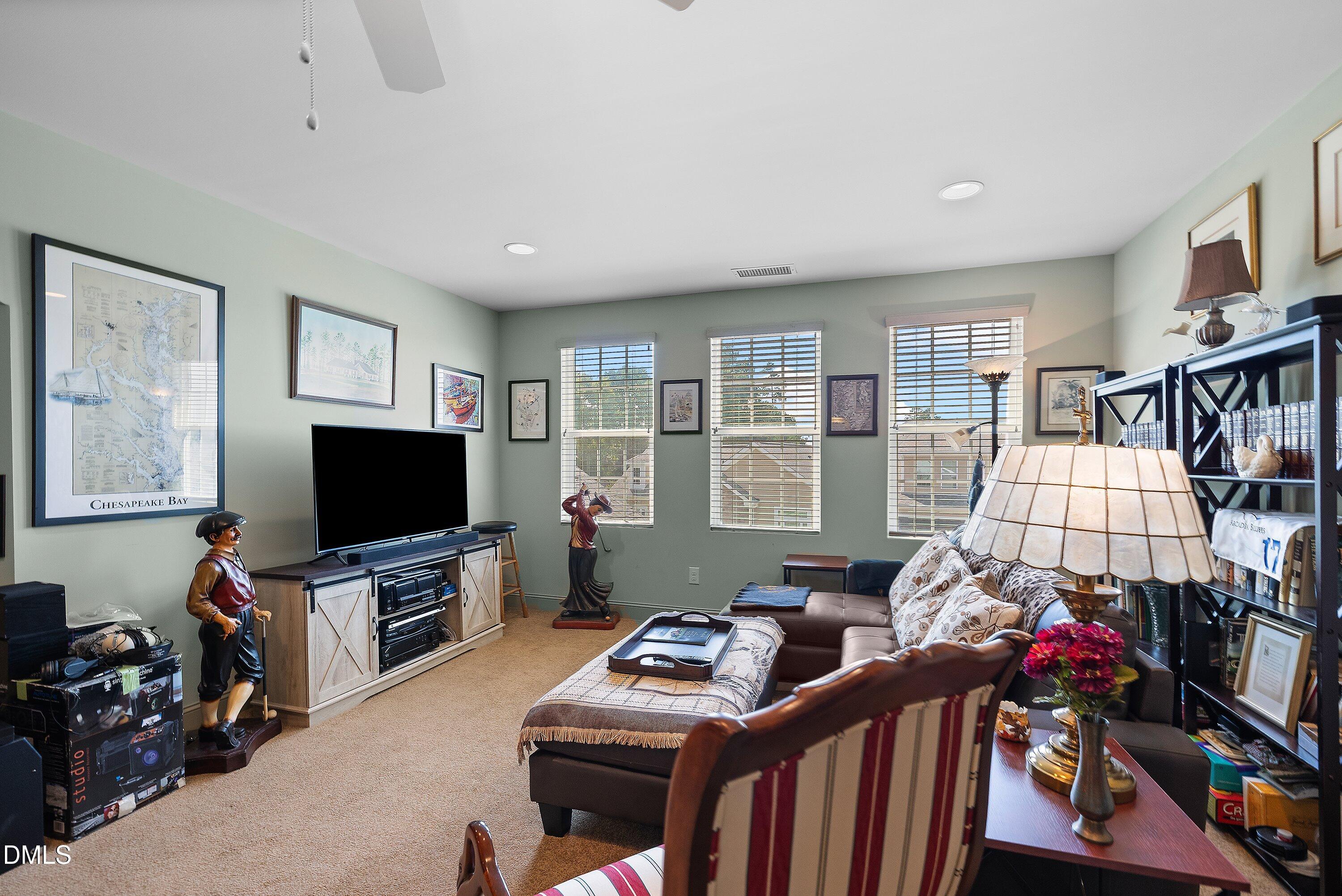 824 Blue Bird Lane Property Photo 48