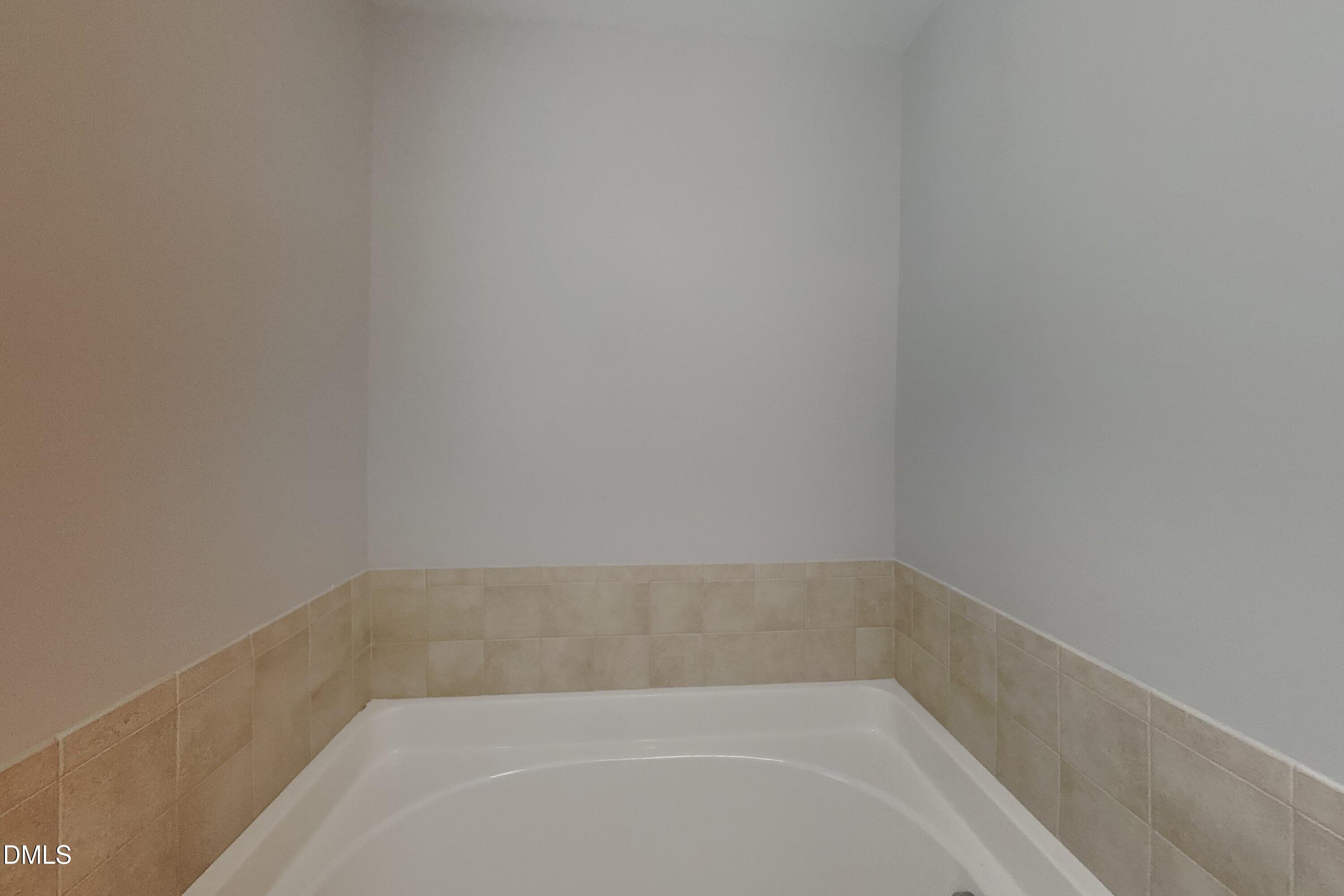 910 Statler Drive Property Photo 9