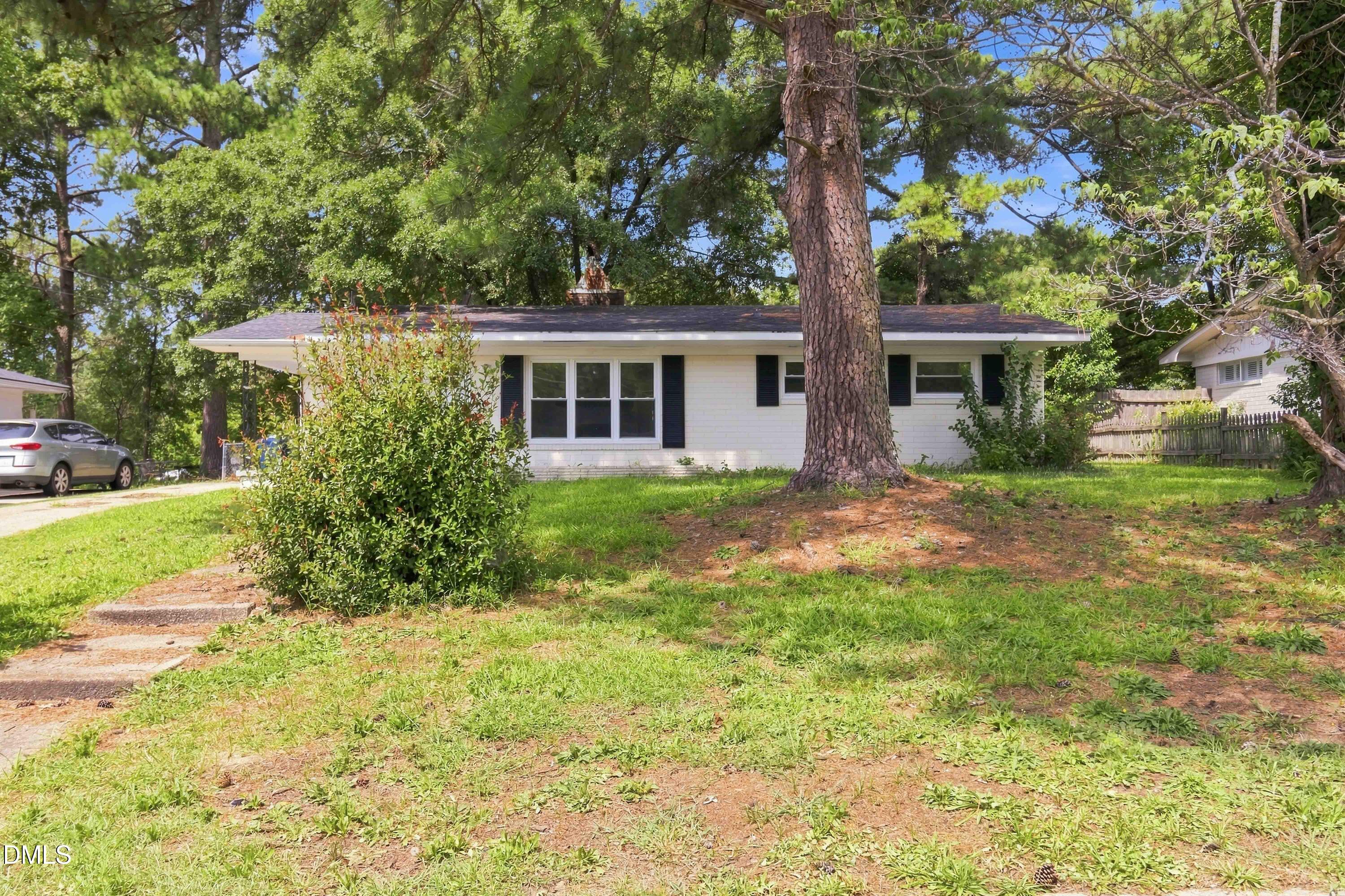 605 Sunnyside Lane W Property Photo 4