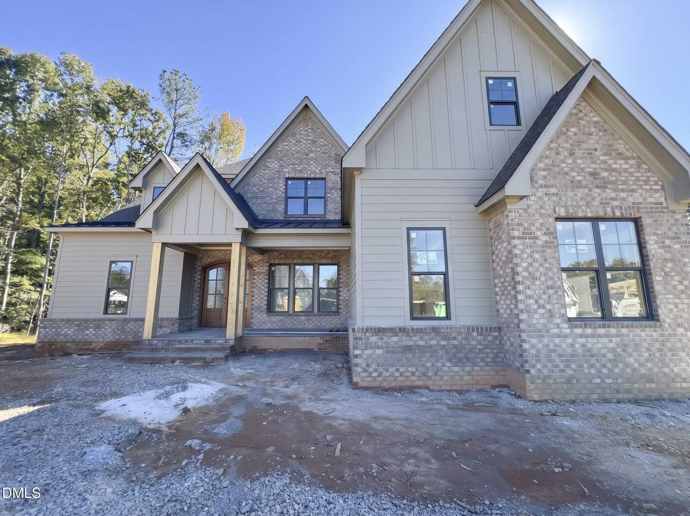 1240 Perry Bluff Drive Property Photo 1