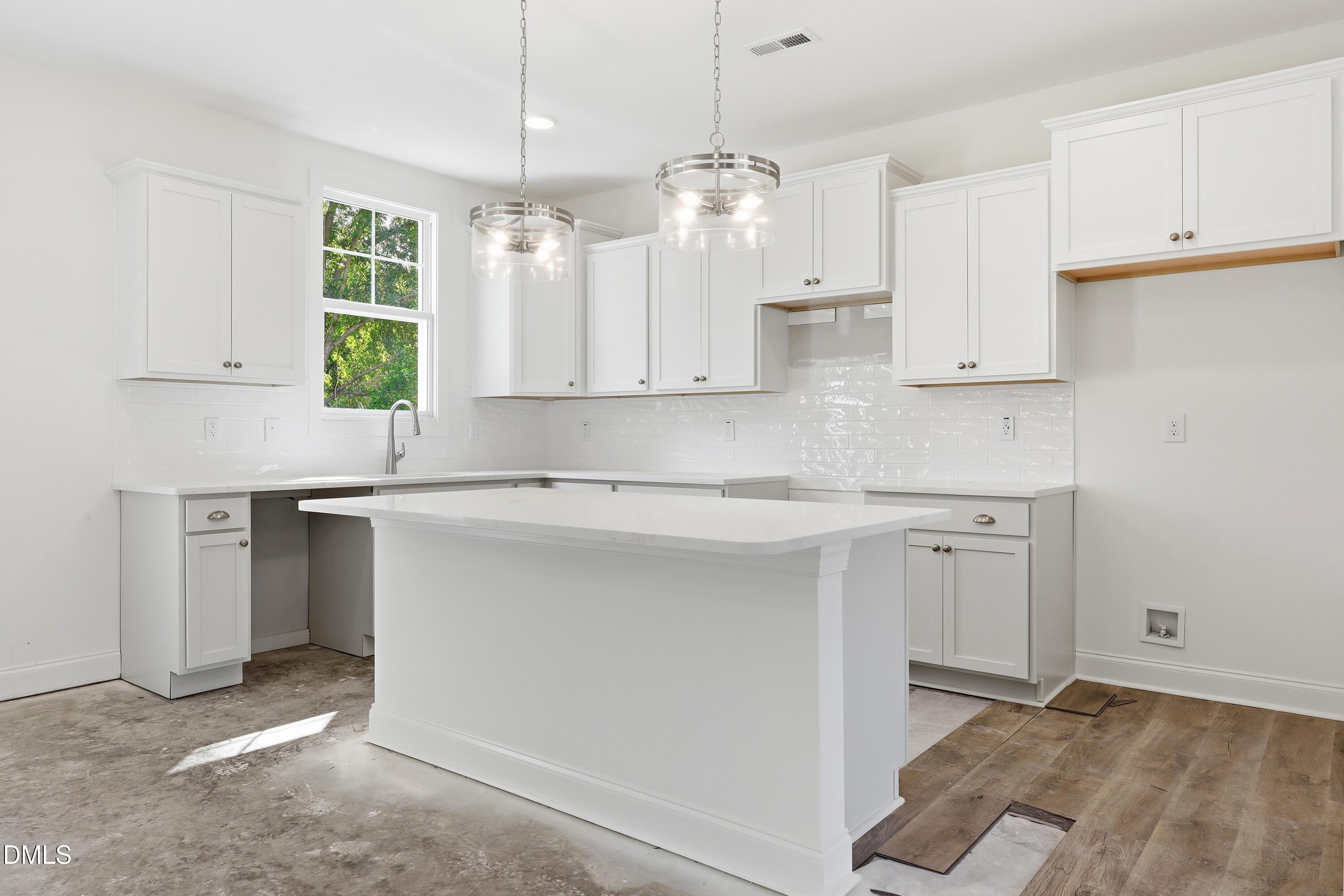 228 Telluride Court Property Photo 9