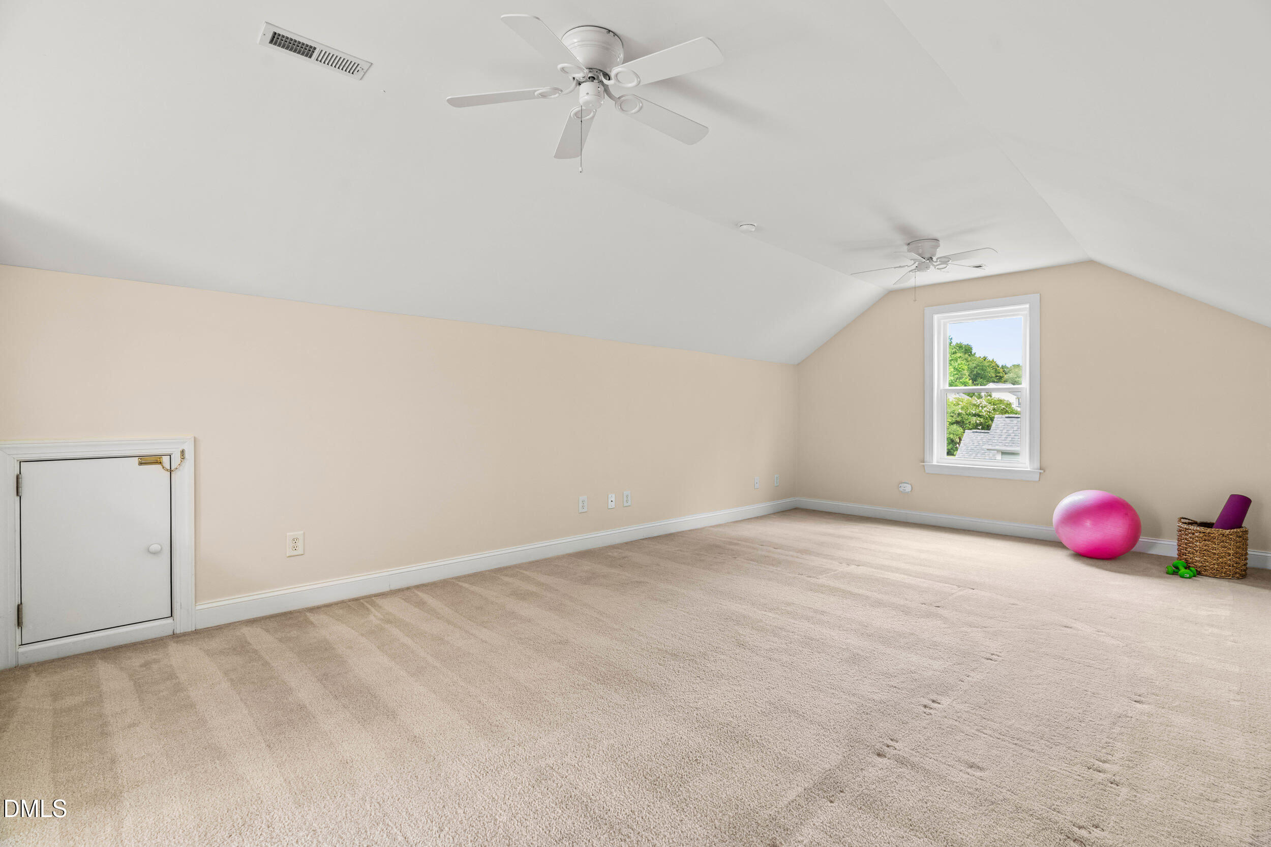 305 Chapel Valley Lane Property Photo 31