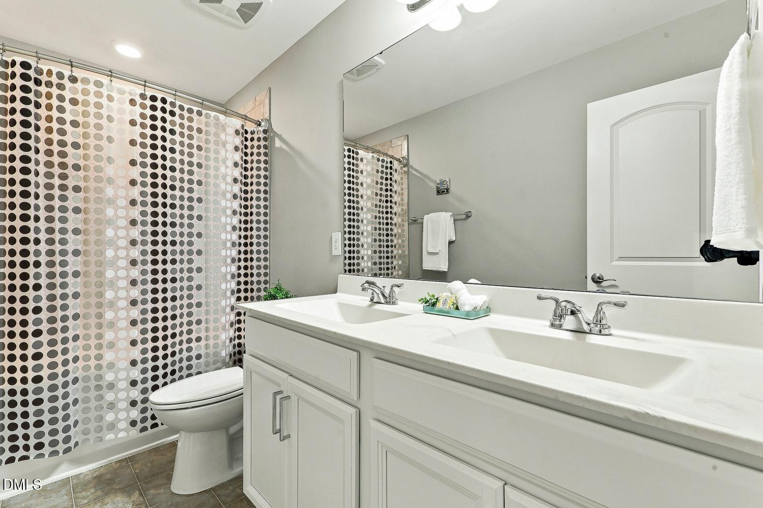 101 Autumn Crest Lane Property Photo 32