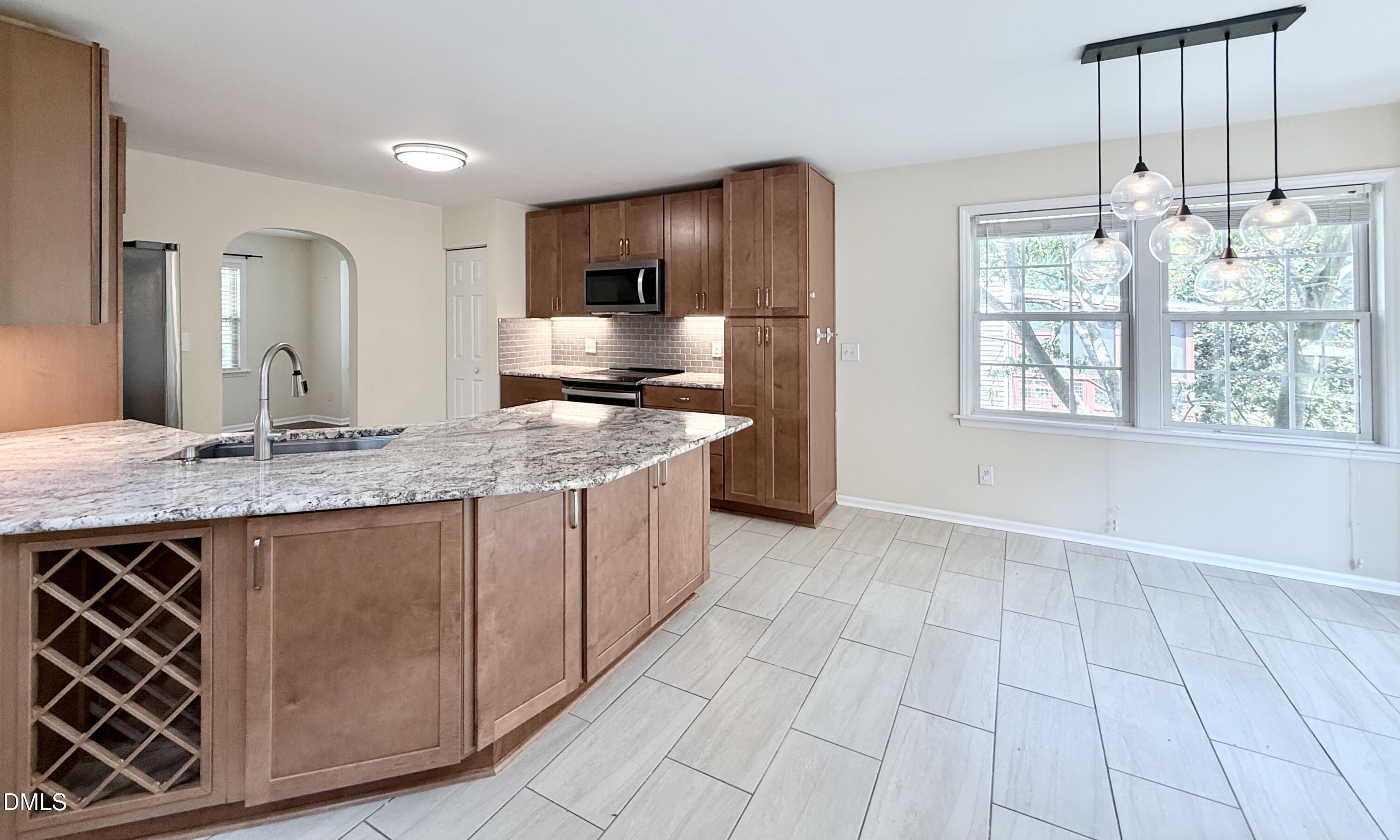 2729 E Shoreham Street Property Photo 15