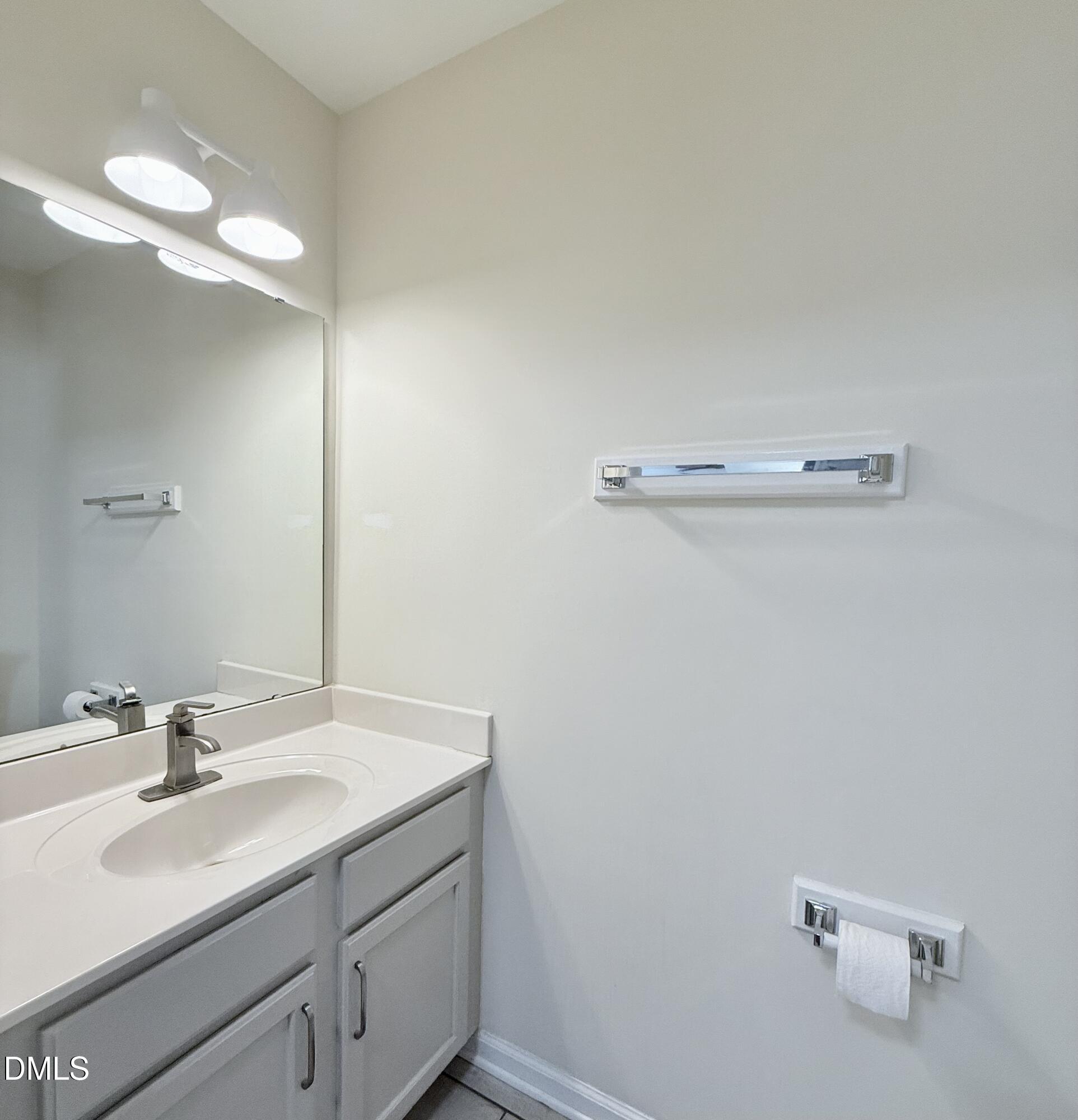2729 E Shoreham Street Property Photo 25