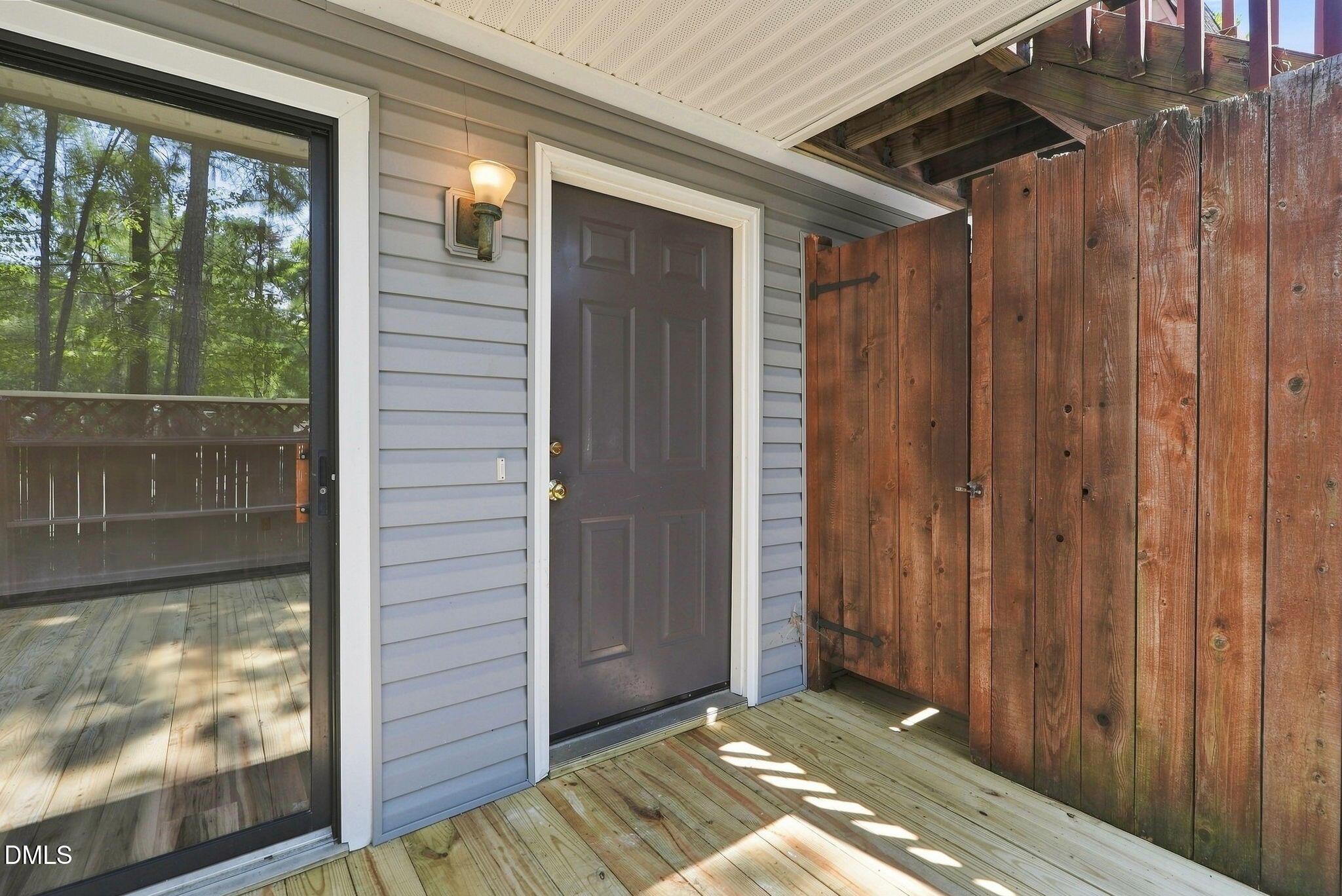 400 Summerwalk Circle Property Photo 7
