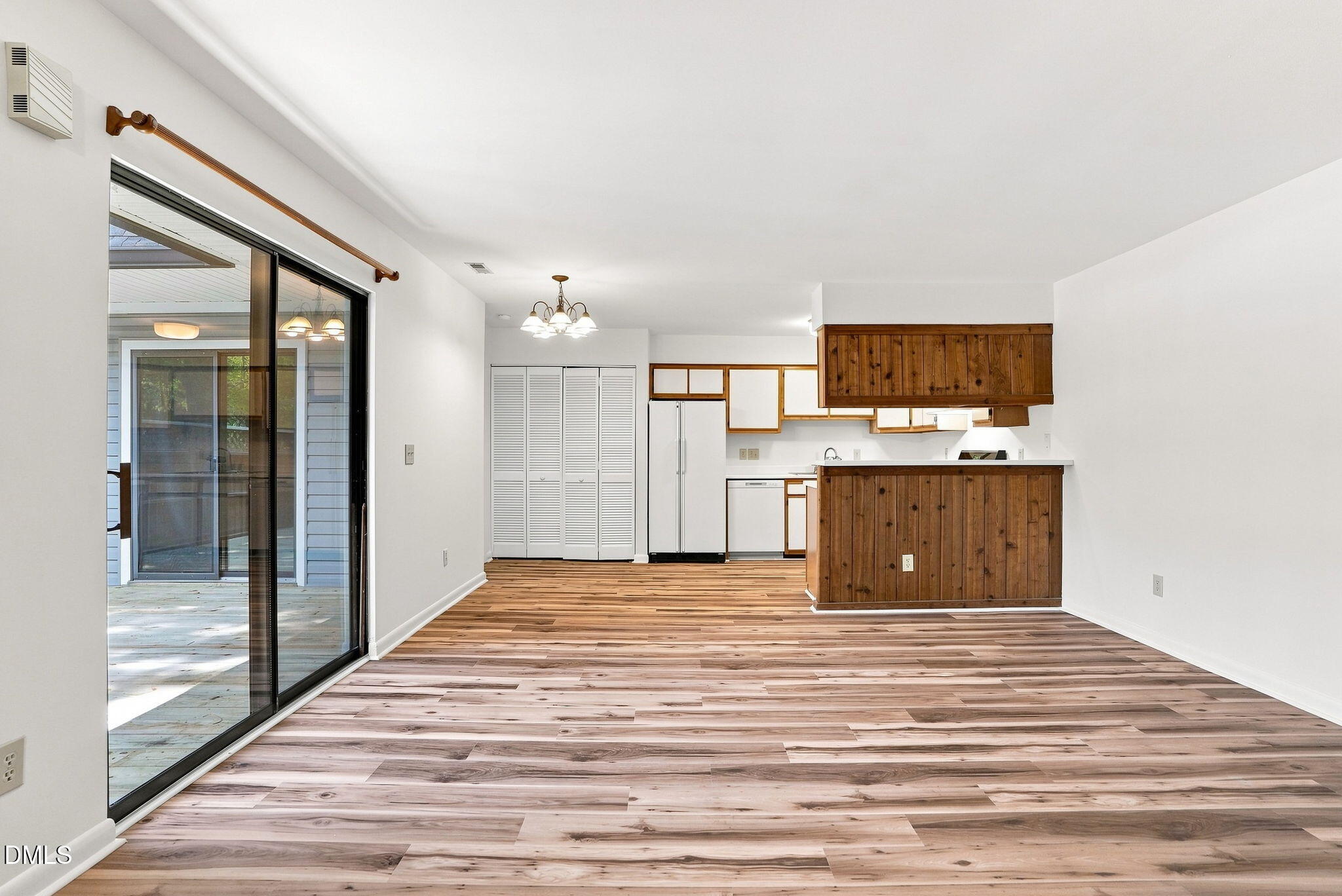 400 Summerwalk Circle Property Photo 15