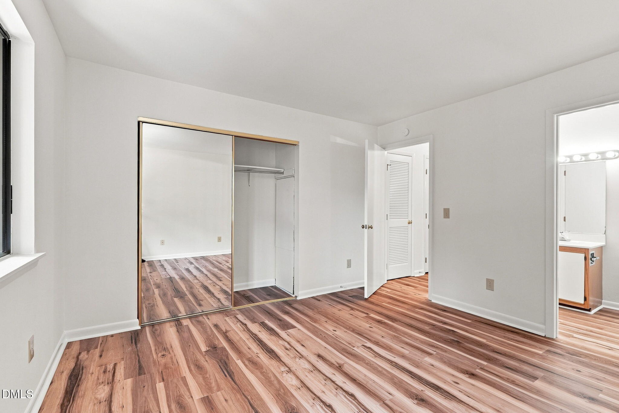400 Summerwalk Circle Property Photo 30