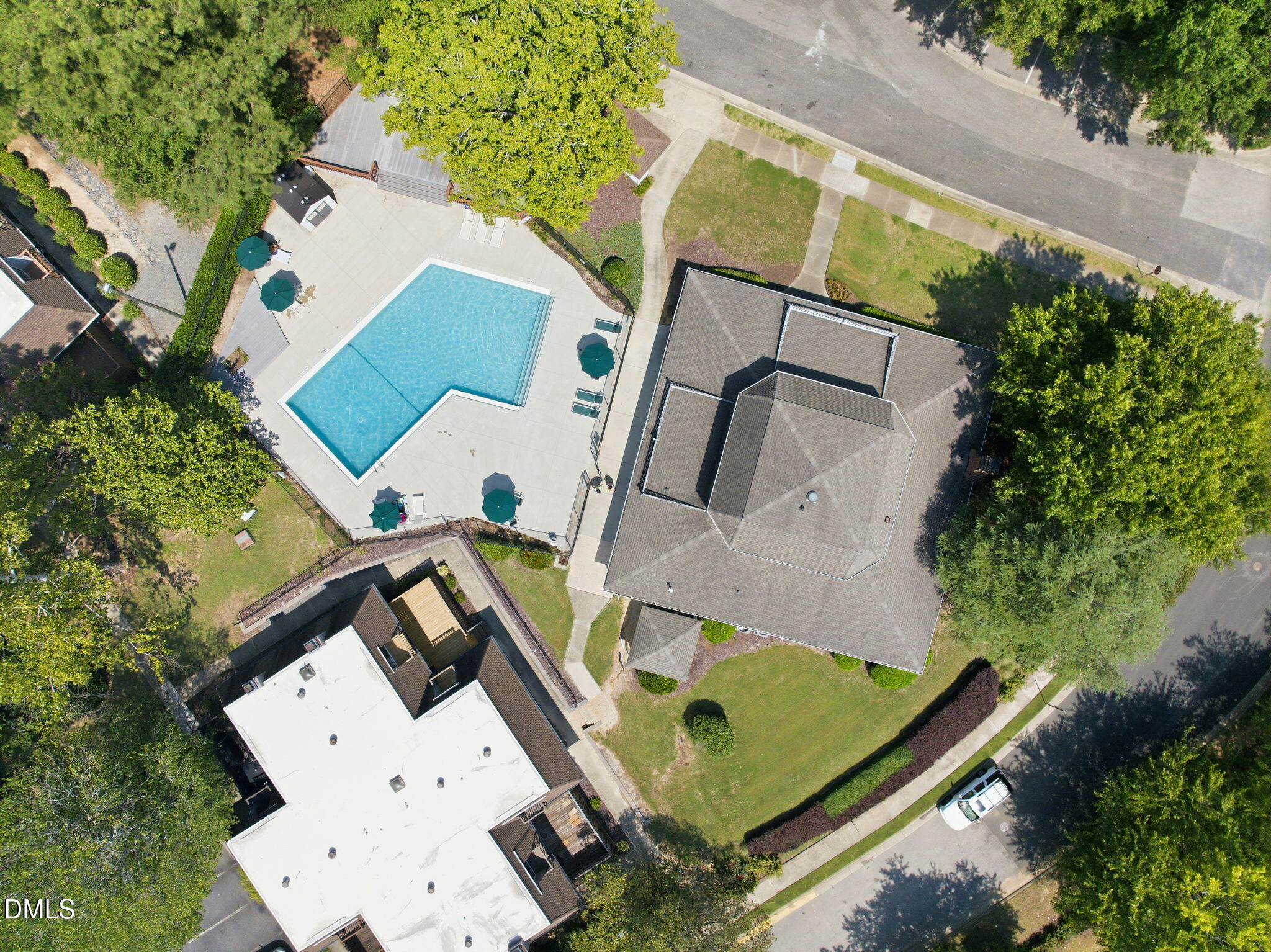 400 Summerwalk Circle Property Photo 44