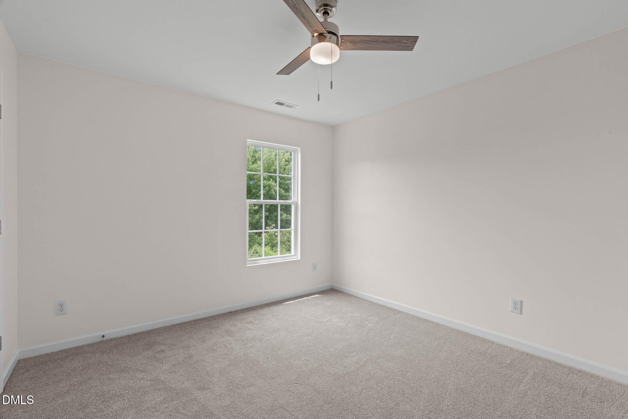 206 Redwood Park Drive Property Photo 40
