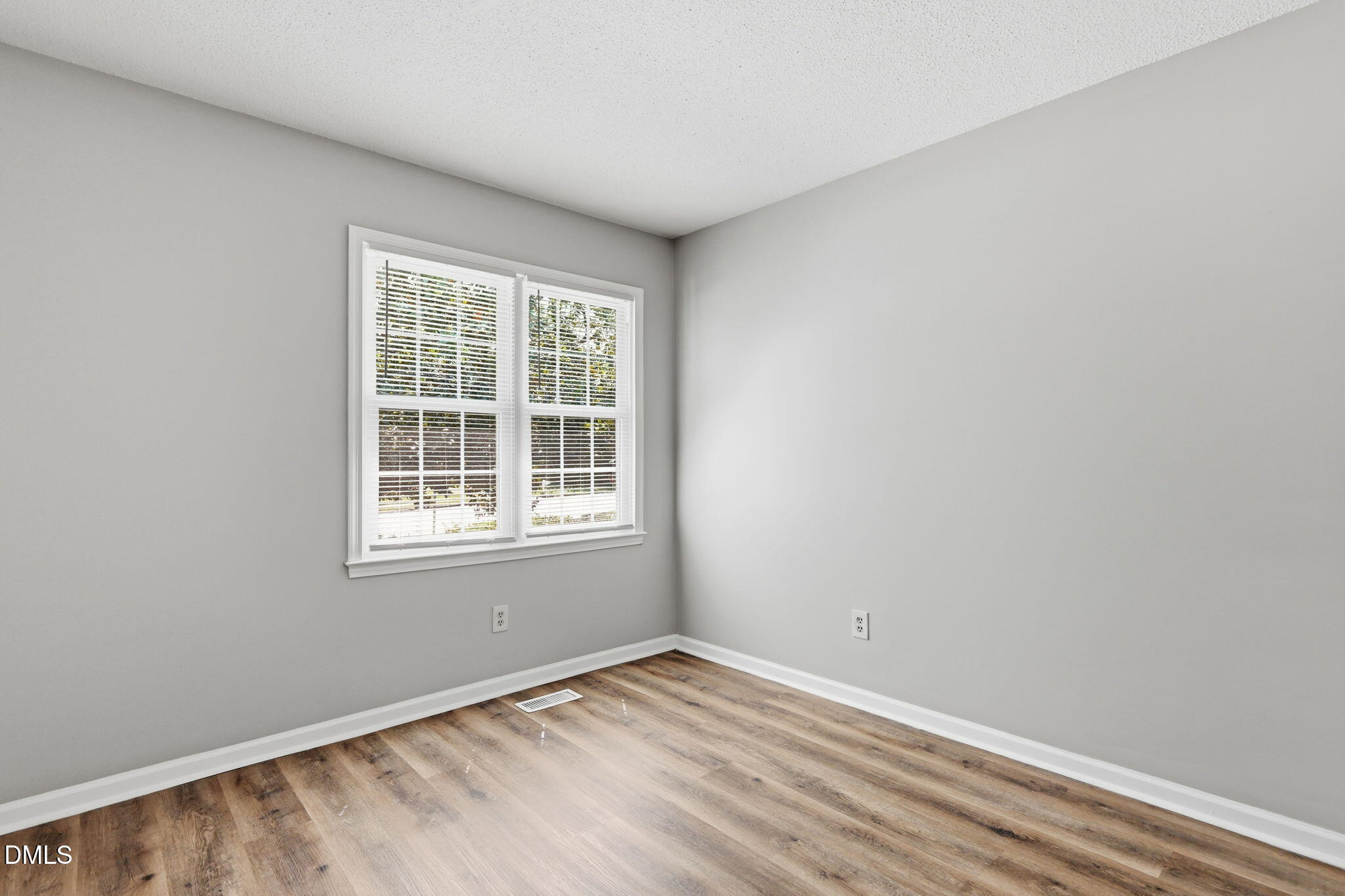 3701 Sue Ellen Drive Property Photo 17