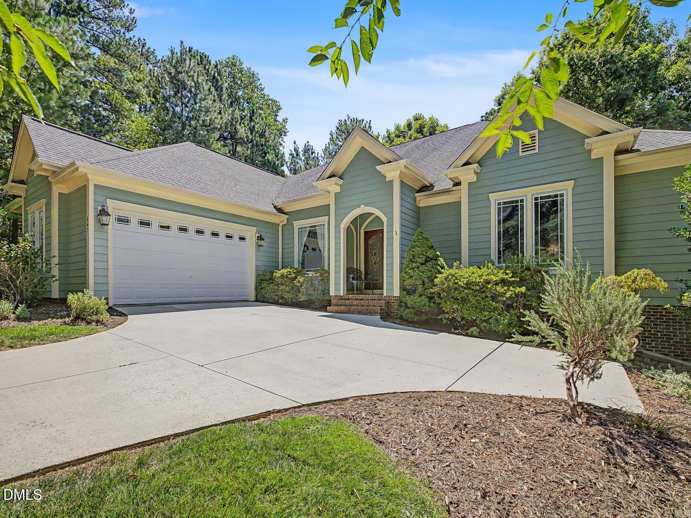 647 Chapel Ridge Drive Property Photo 2