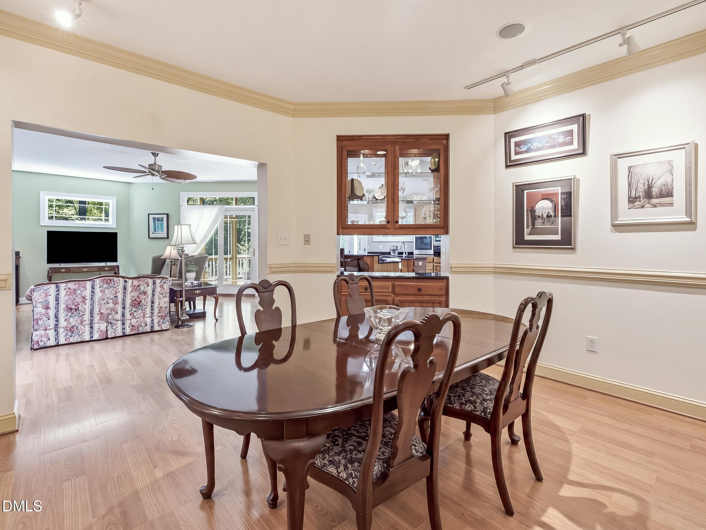 647 Chapel Ridge Drive Property Photo 28