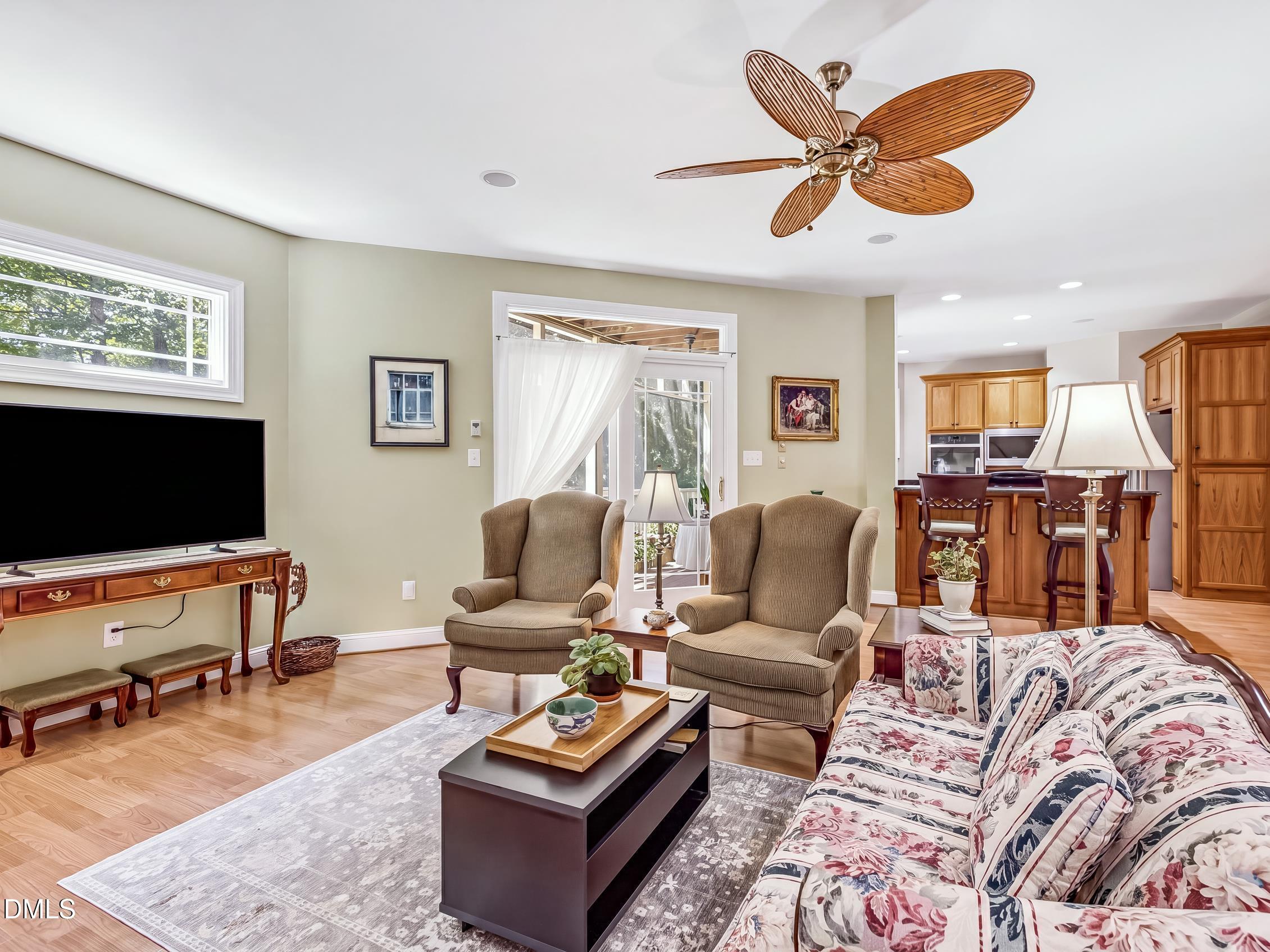 647 Chapel Ridge Drive Property Photo 31