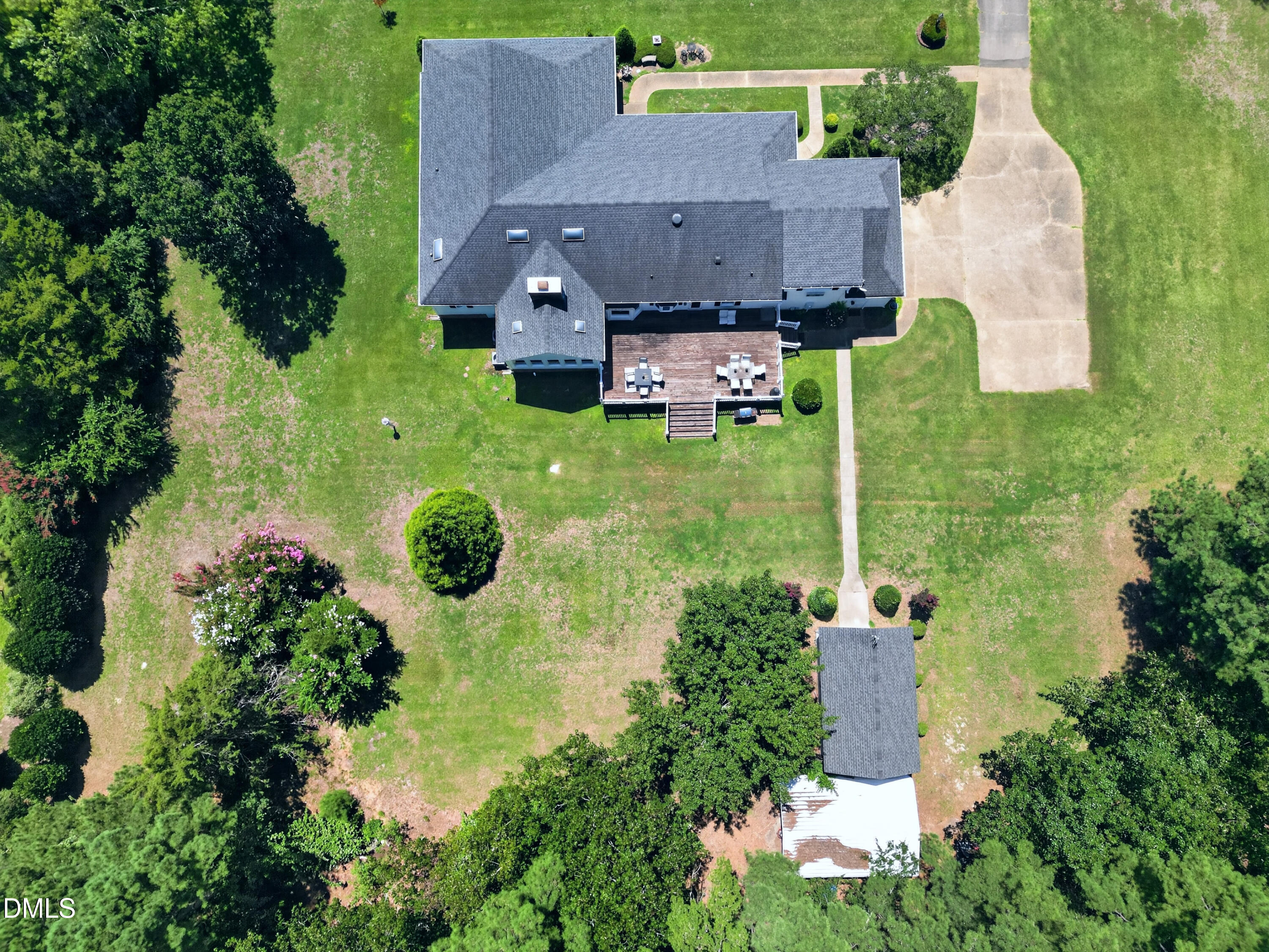 606 Country Lane Property Photo 73