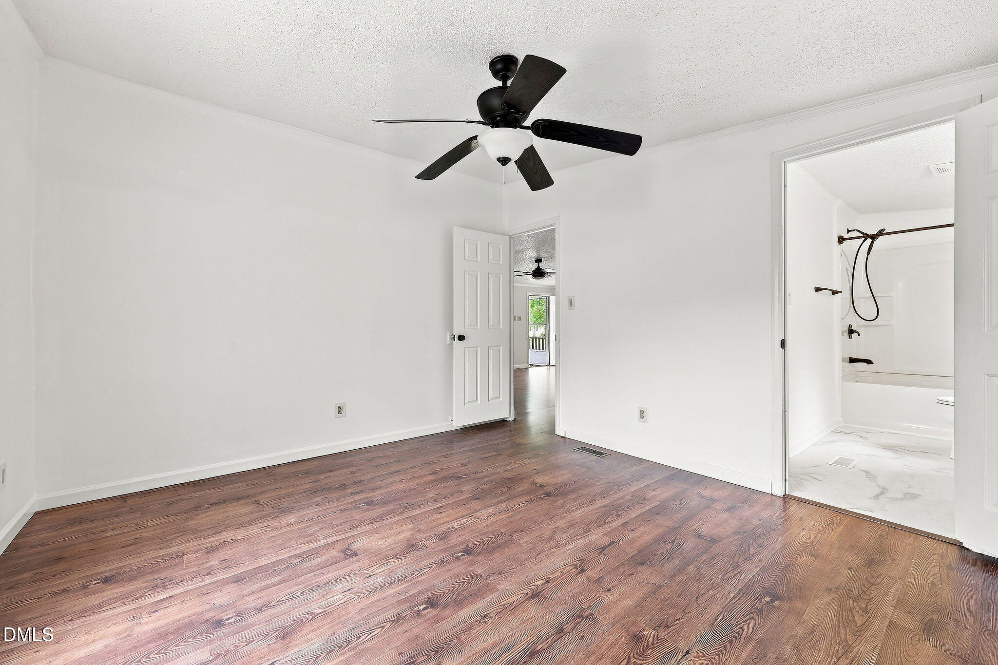 135 Virginia Lane Property Photo 18
