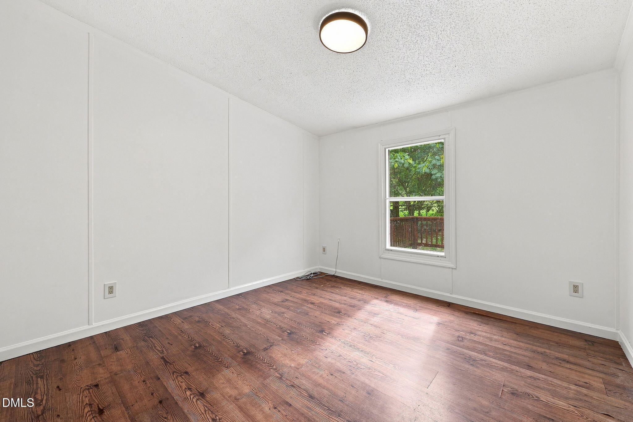 135 Virginia Lane Property Photo 25